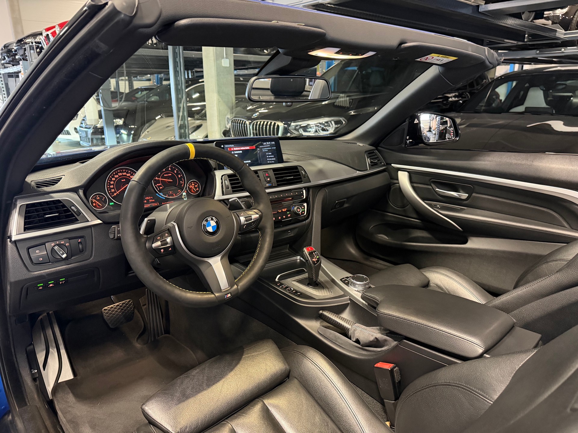 BMW 440i Cabriolet xDrive M Sport Steptronic-image-7