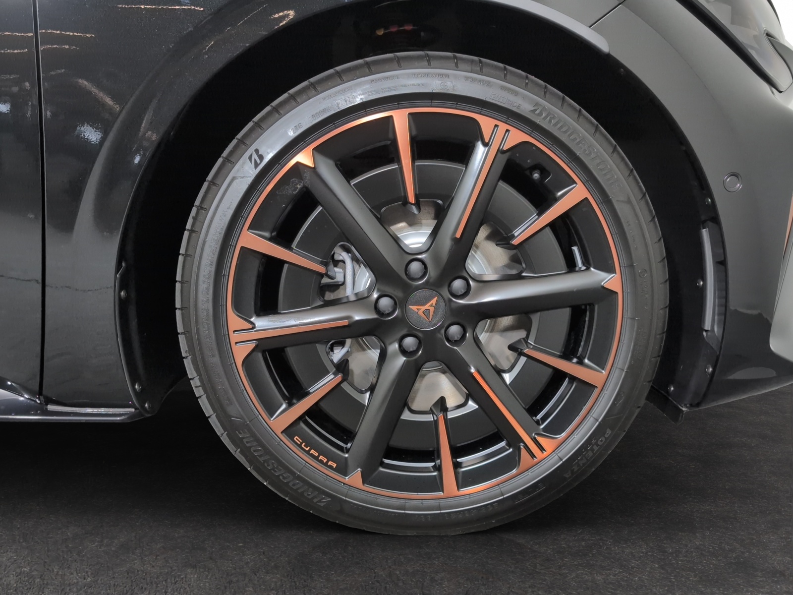 CUPRA Born 79 kWh VZ Prime-image-4