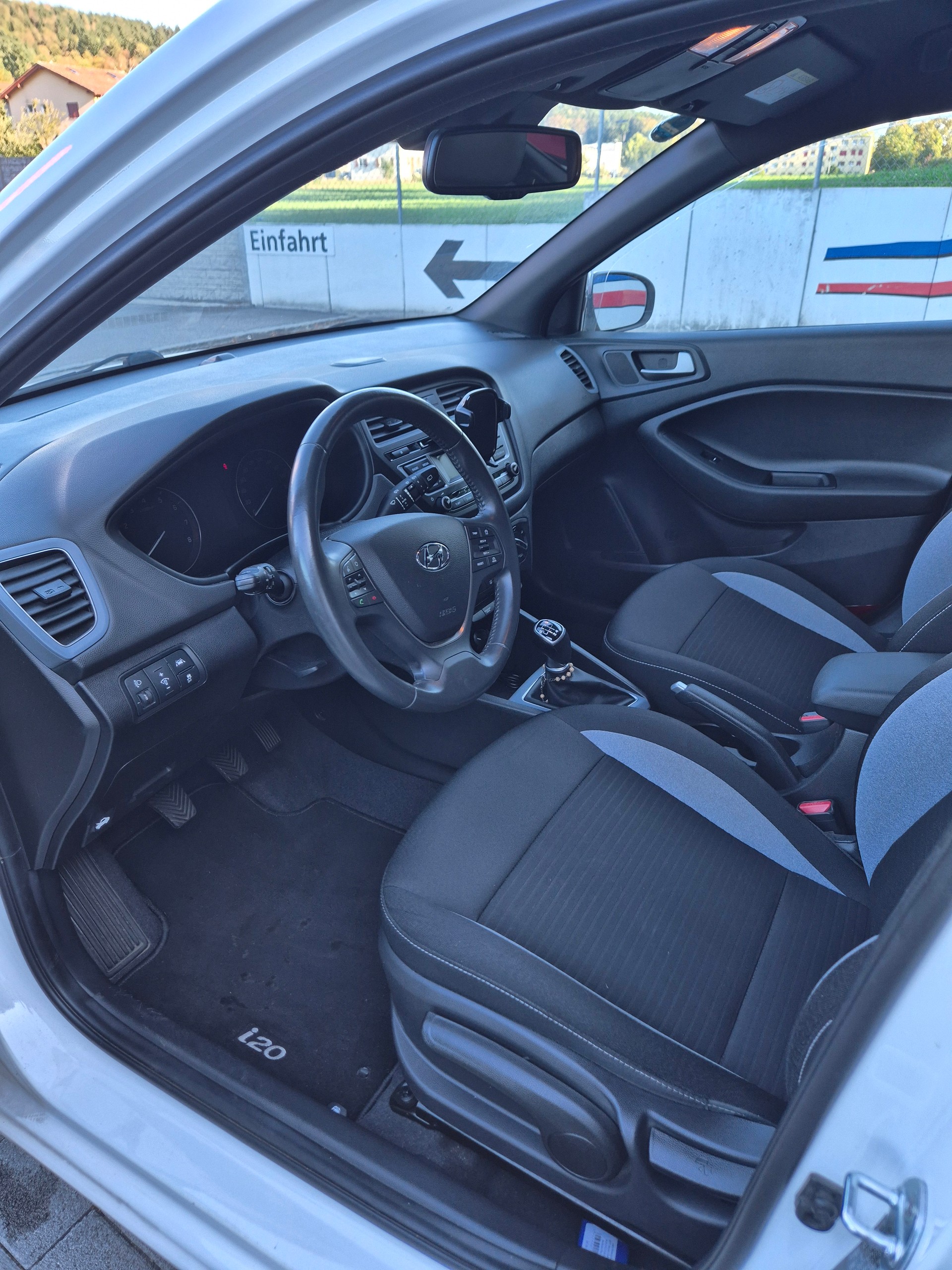 HYUNDAI 1.0 T-GDi Amplia-image-3