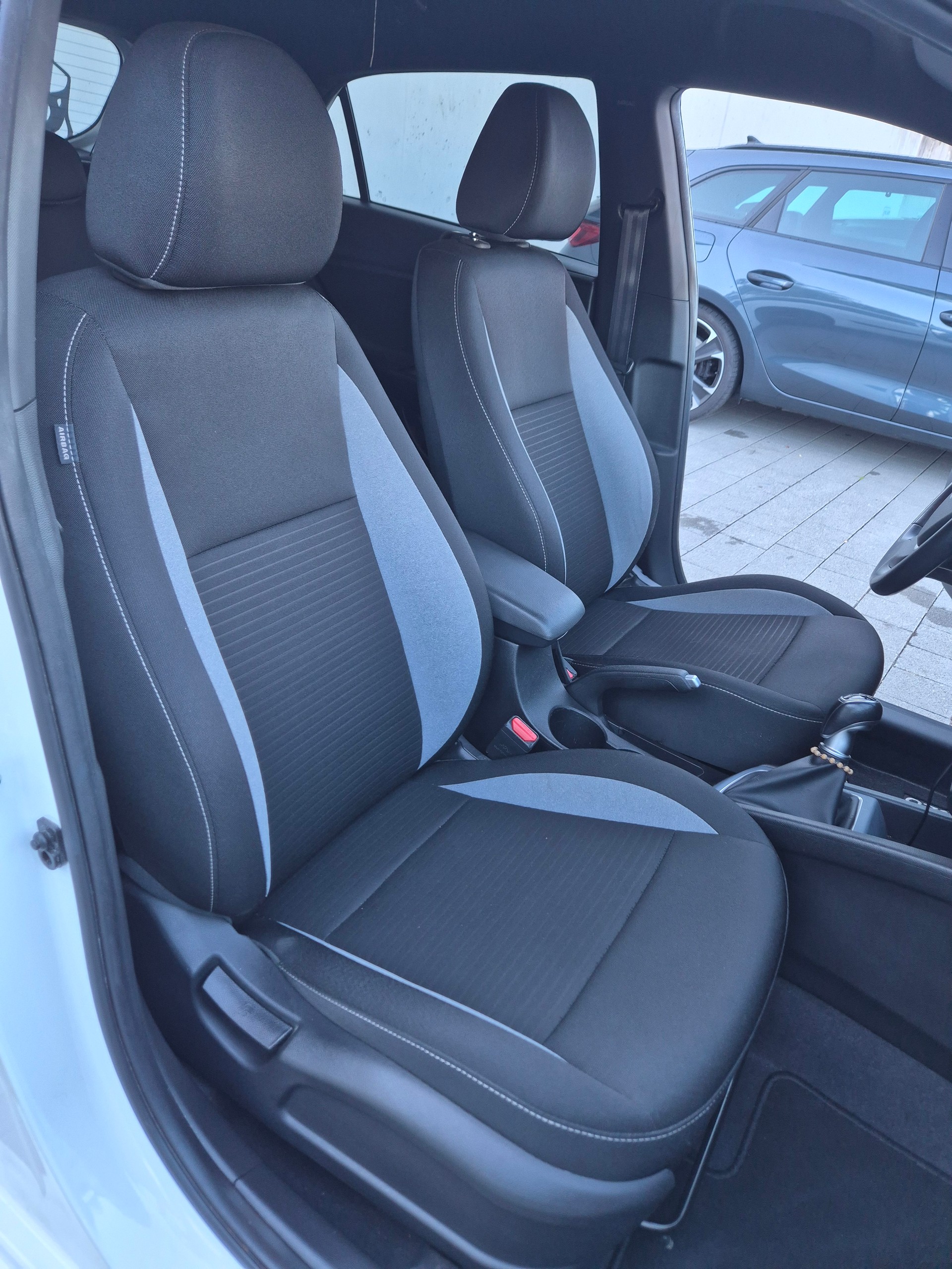 HYUNDAI 1.0 T-GDi Amplia-image-4