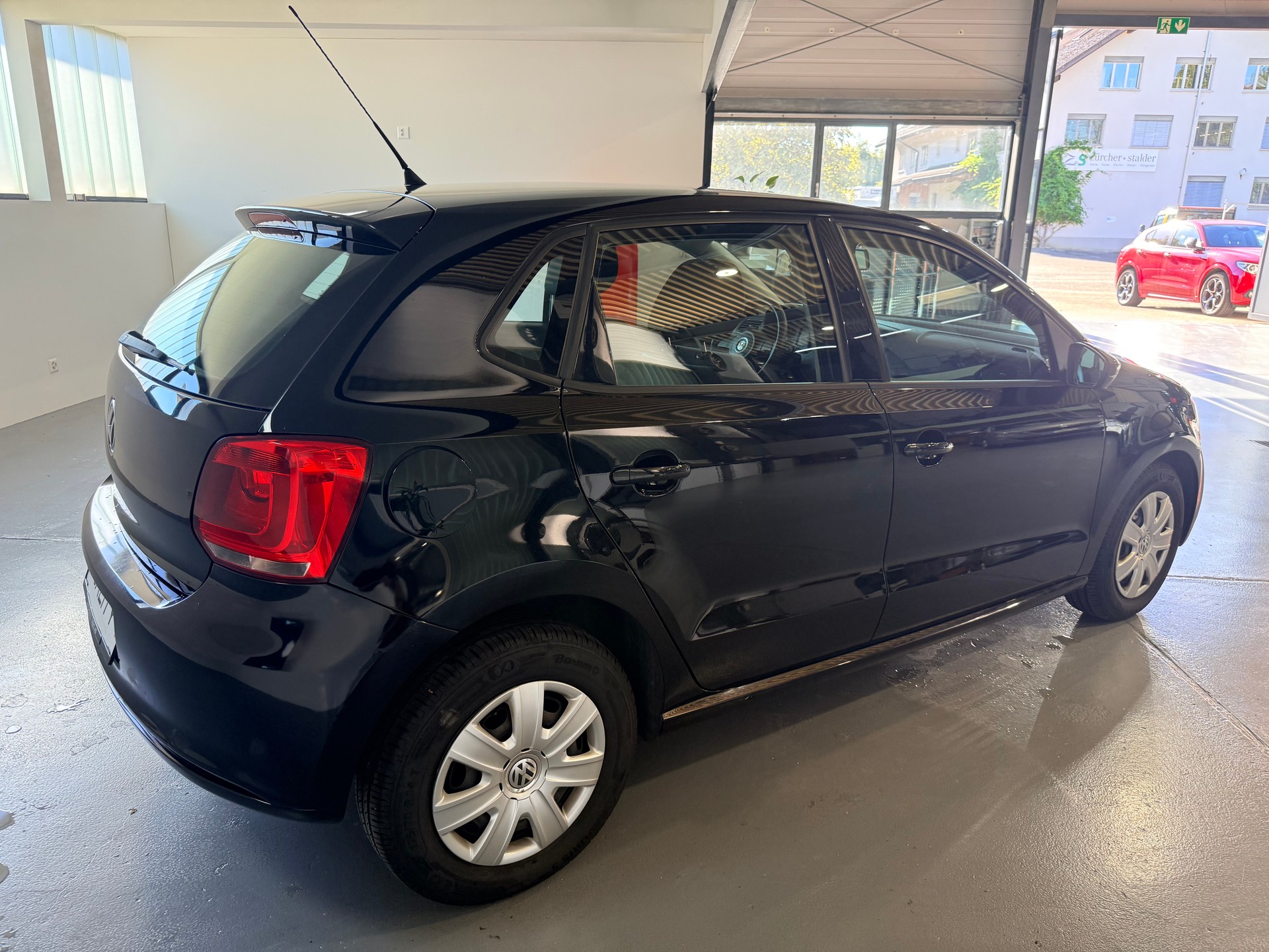 VW Polo 1.2 6V Trendline-image-5