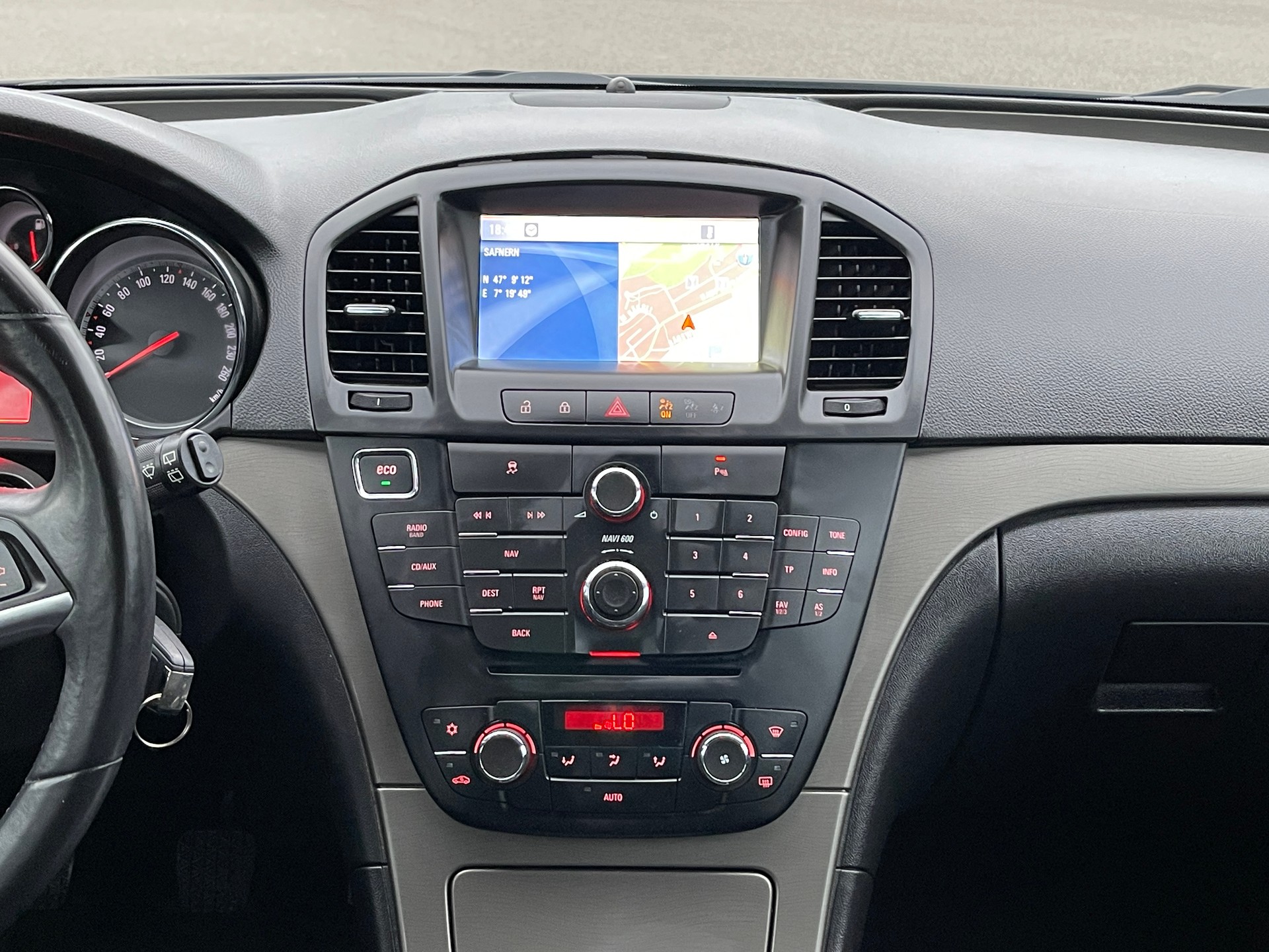 OPEL Insignia Sports Tourer 2.0 CDTI-image-10