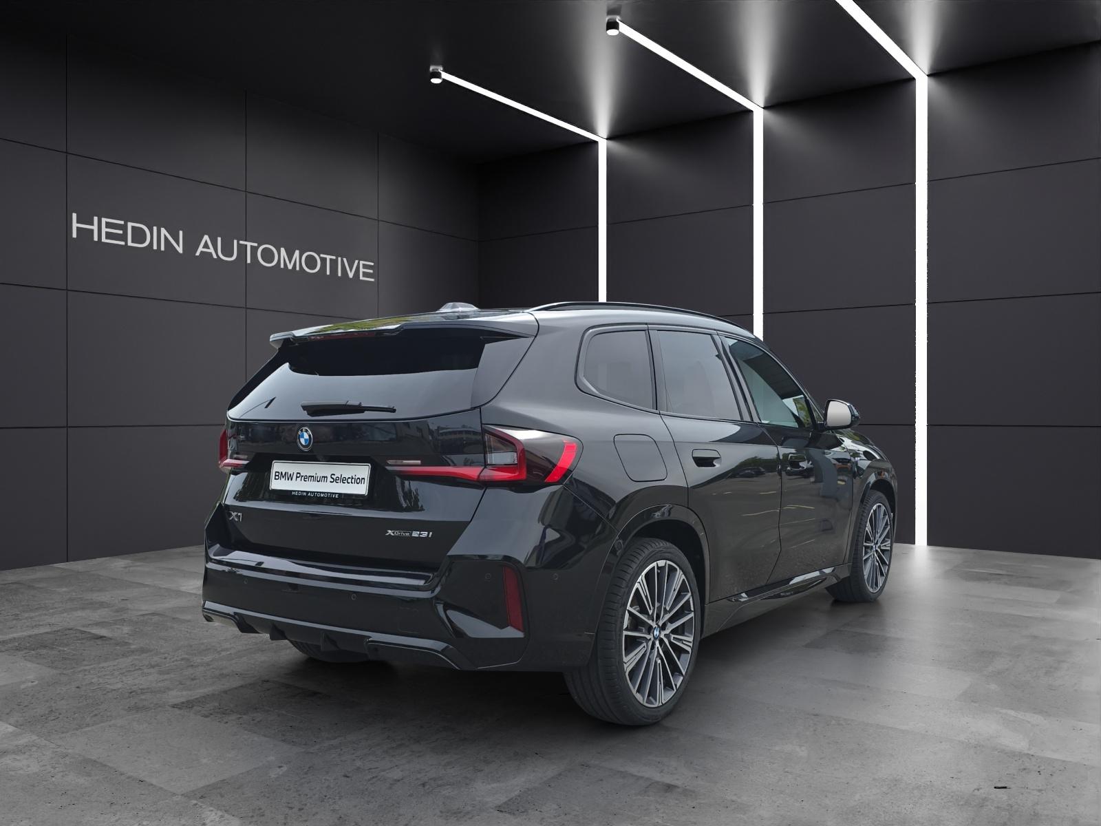 BMW X1 23i xDrive M Sport-image-18