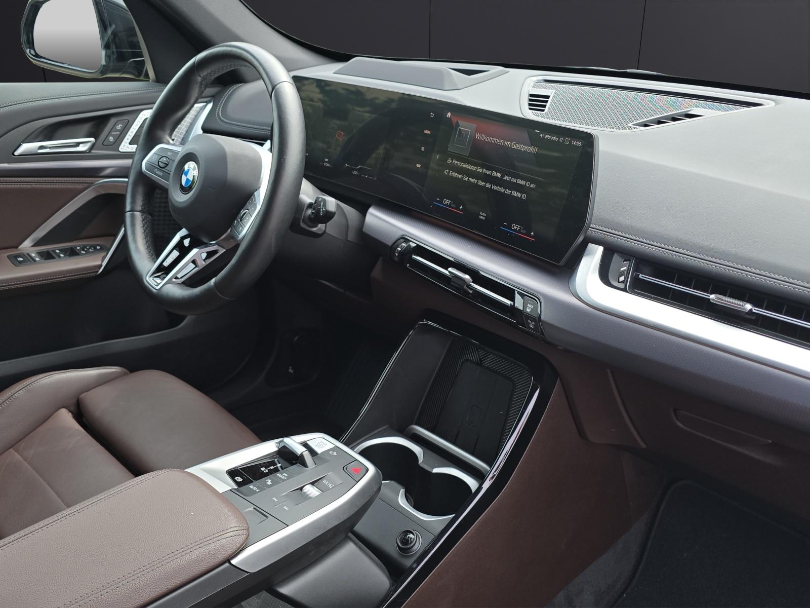 BMW X1 23i xDrive M Sport-image-10