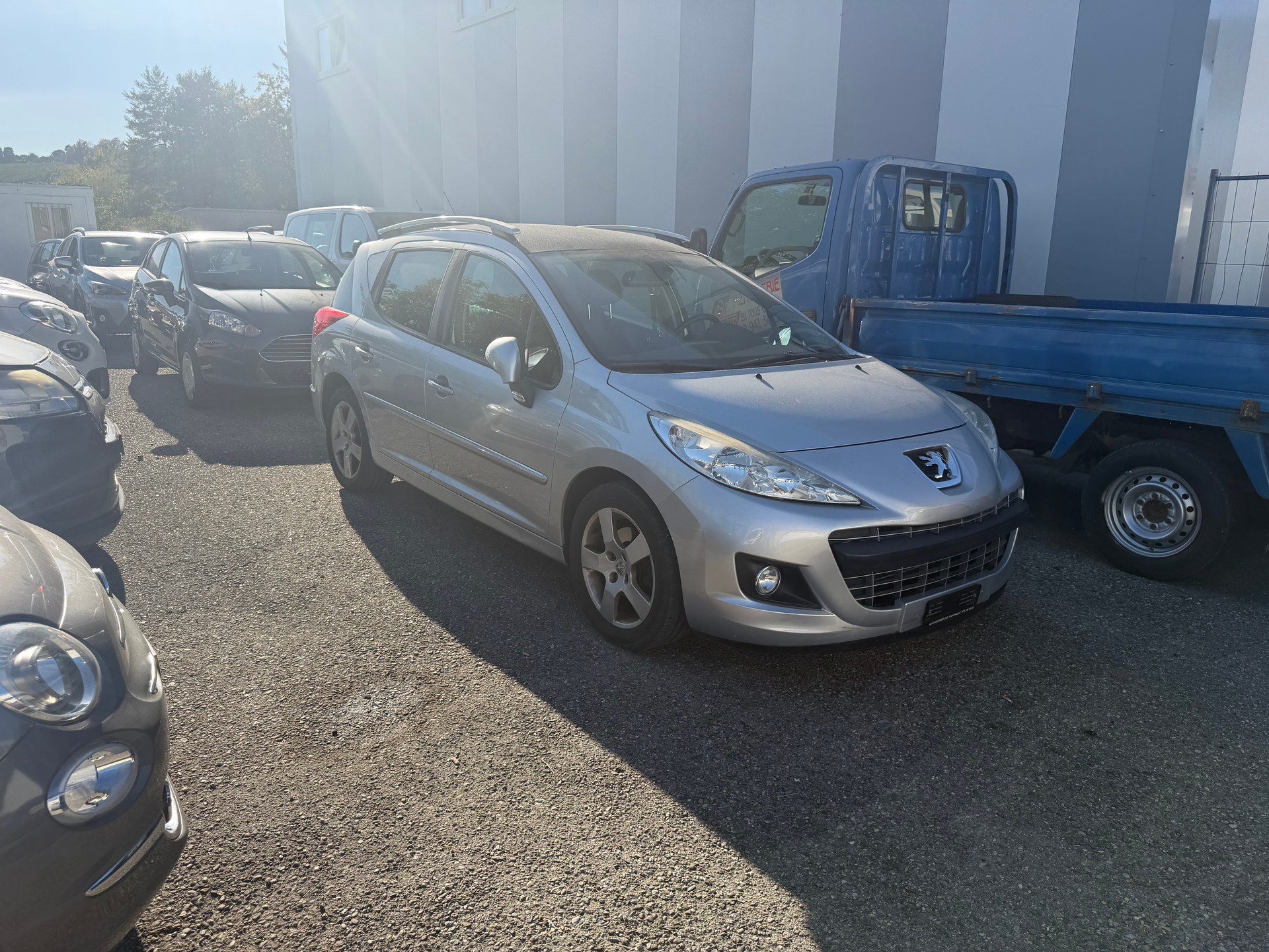 PEUGEOT 207 SW 1.6 16V Active-image-2