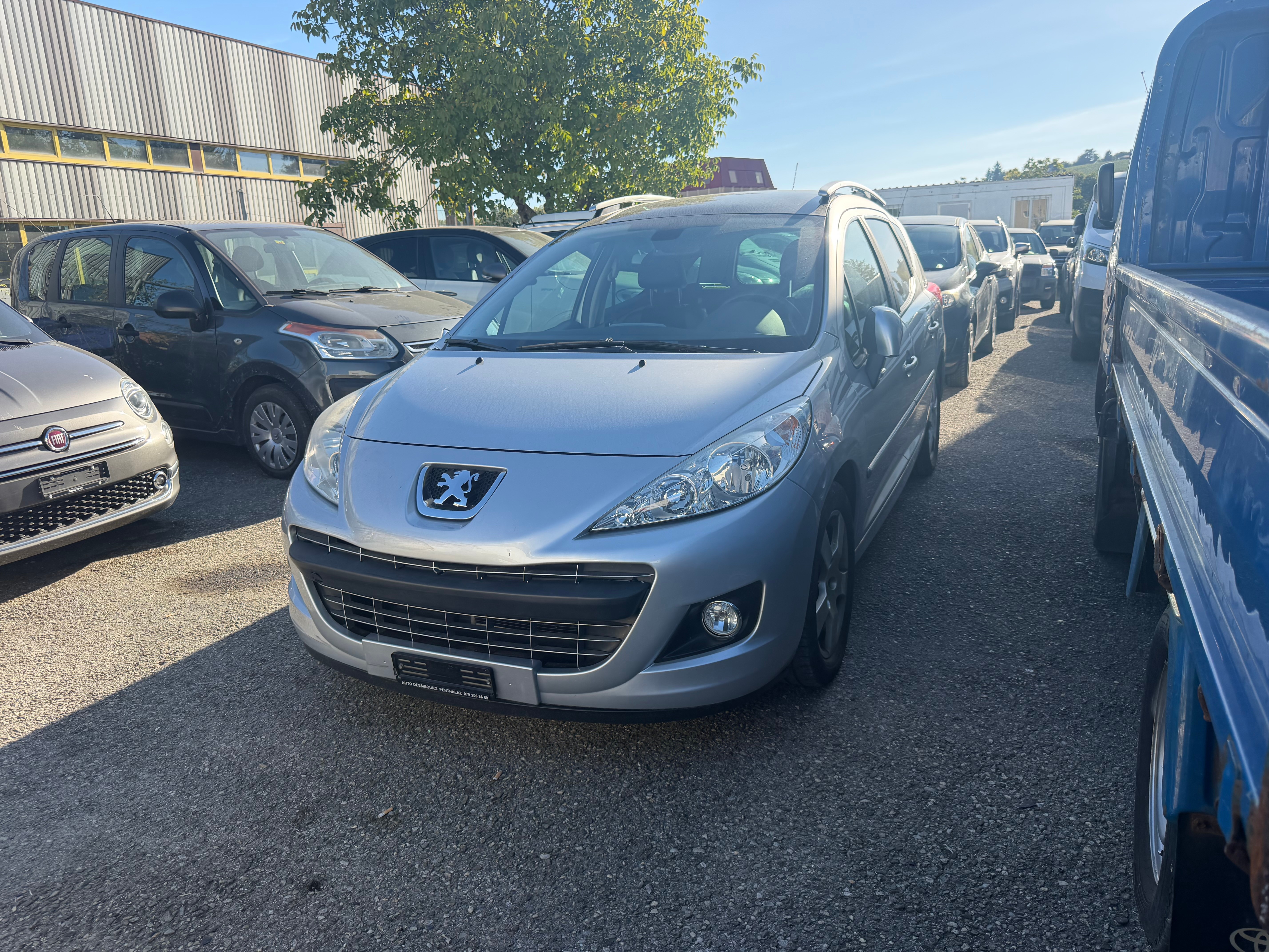 Car photo