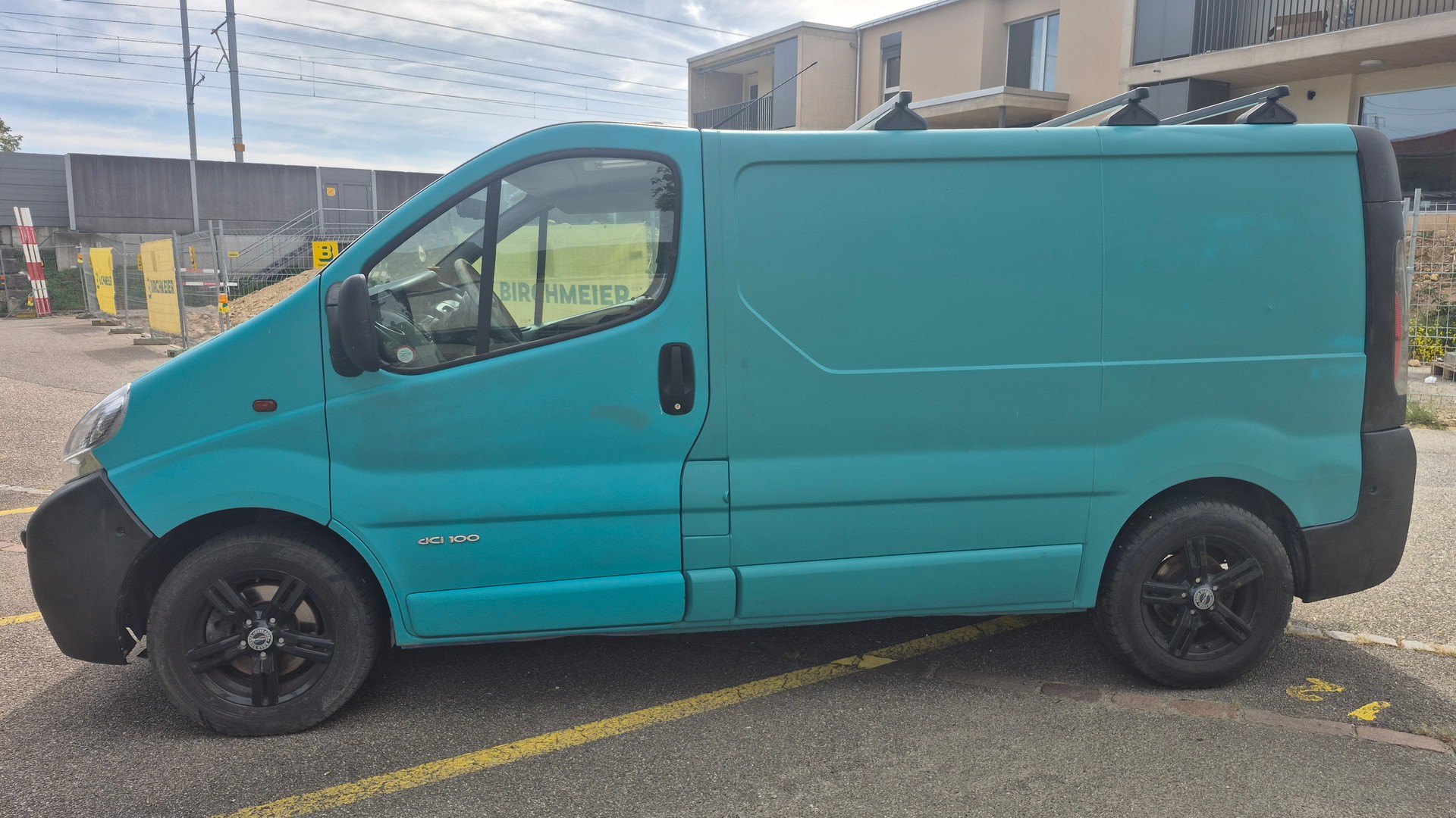 RENAULT Trafic 1.9 dCi 100 2.7t-image-7