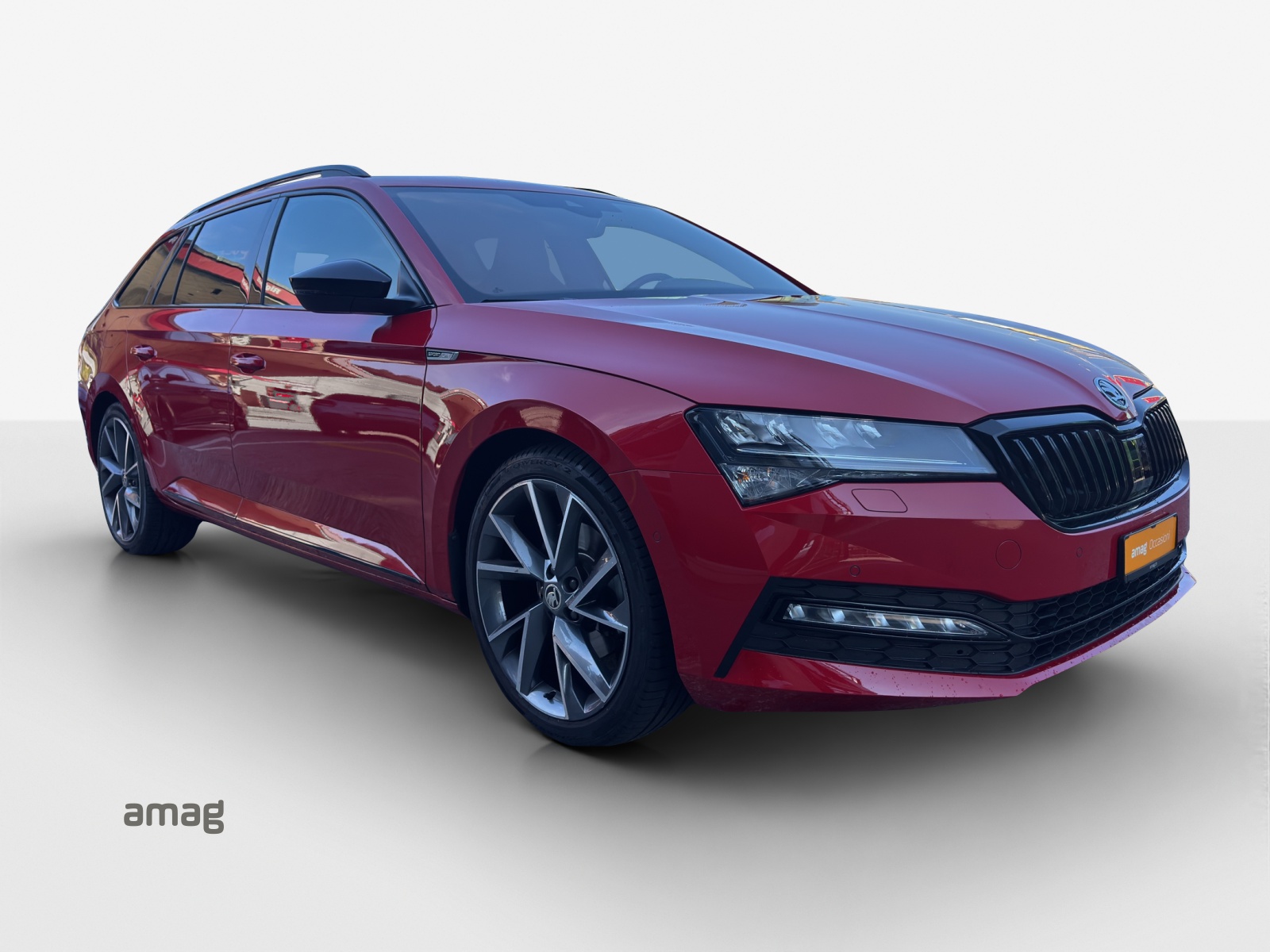 SKODA Superb Combi 2.0 TDi SportLine Light 4x4 DSG-image-5