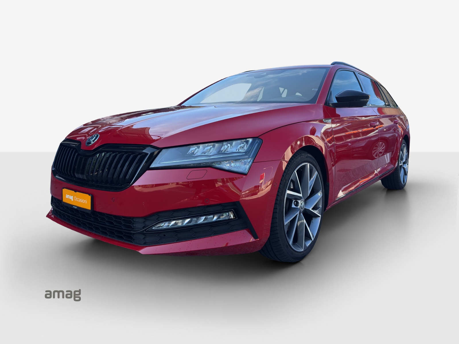 SKODA Superb Combi 2.0 TDi SportLine Light 4x4 DSG-image-0