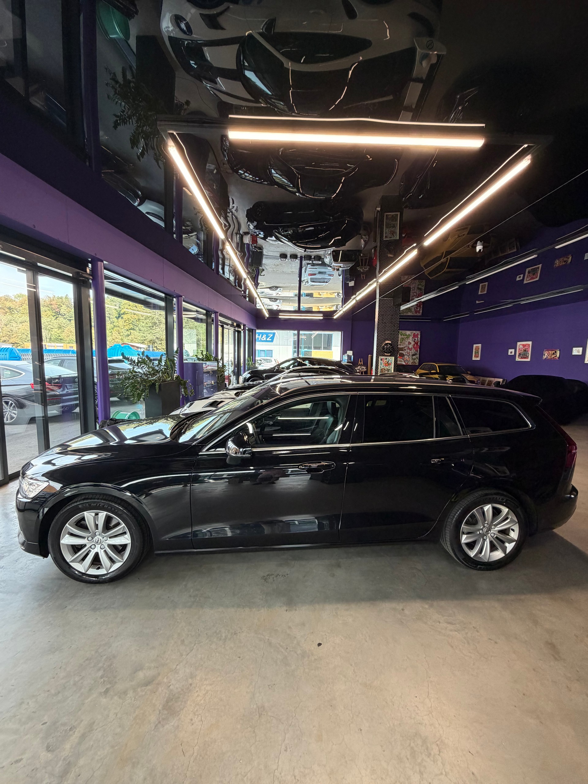VOLVO V60 B4 Benzin Mild Hybrid Momentum Geartronic