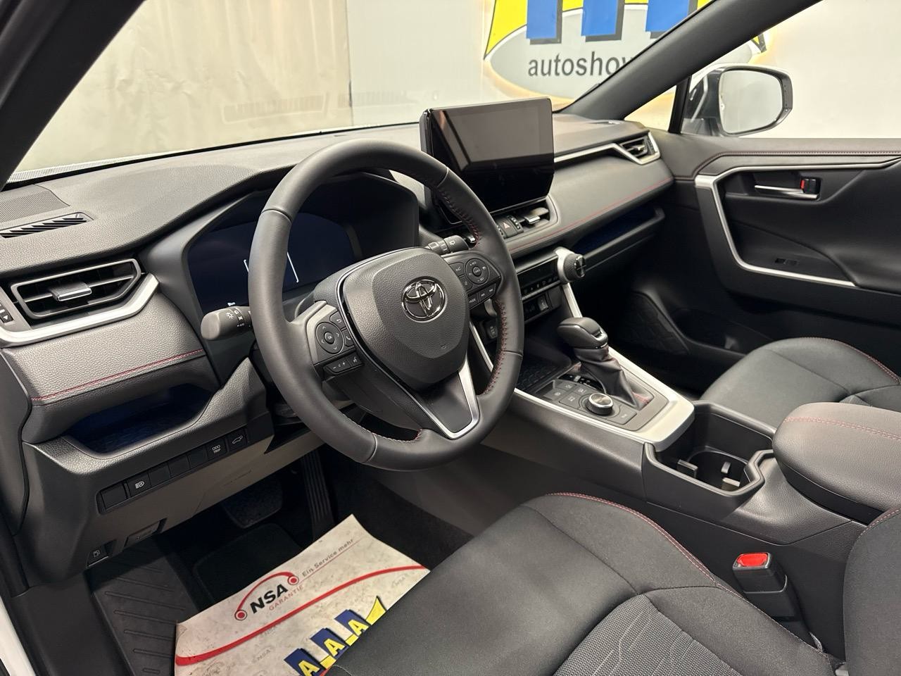 TOYOTA RAV-4 2.5 PHEV Advance e-CVT 4WD 300HP-showroom-element-2