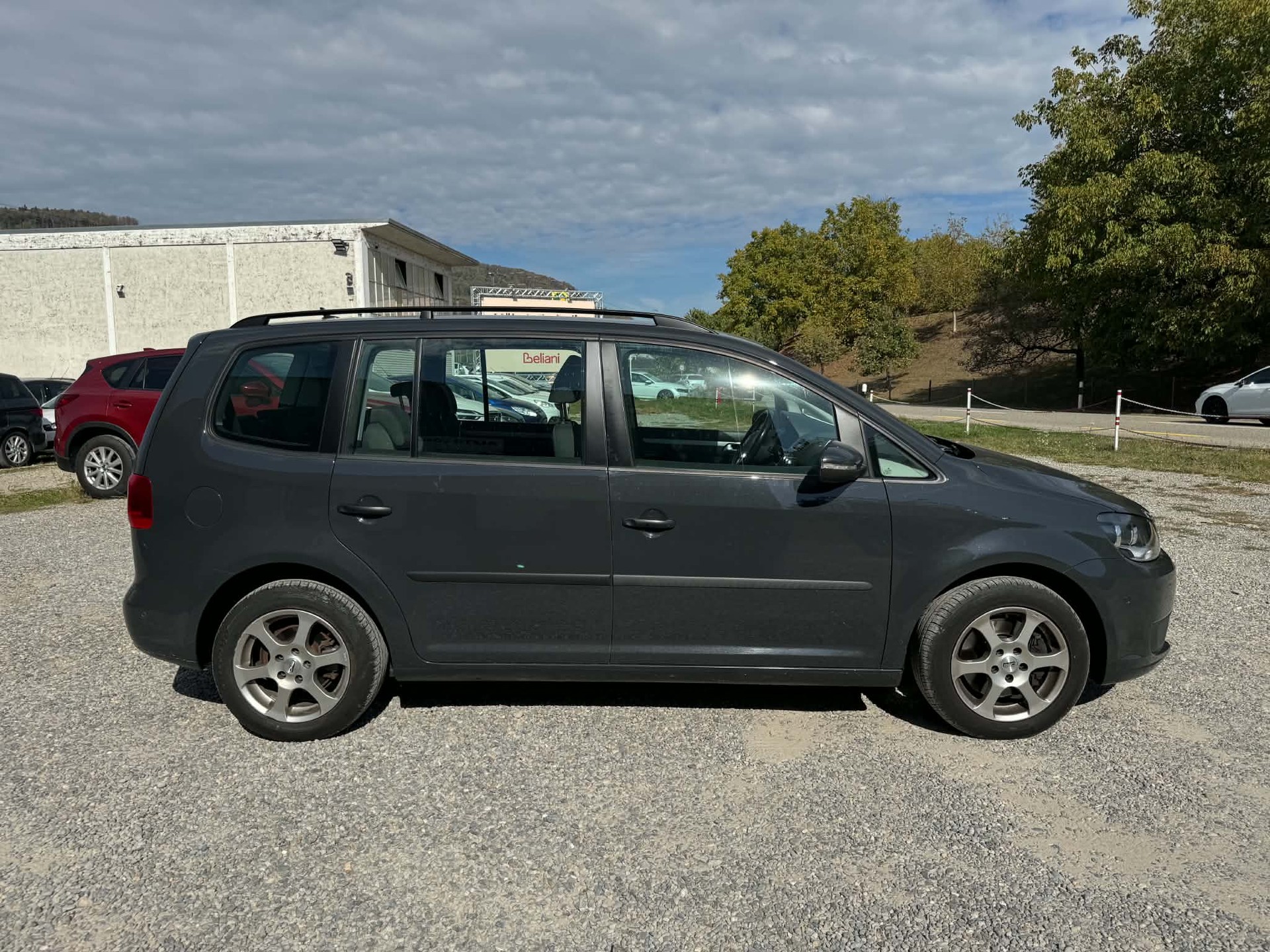 VW Touran 1.4 TSI Start 7 Plätze-image-5