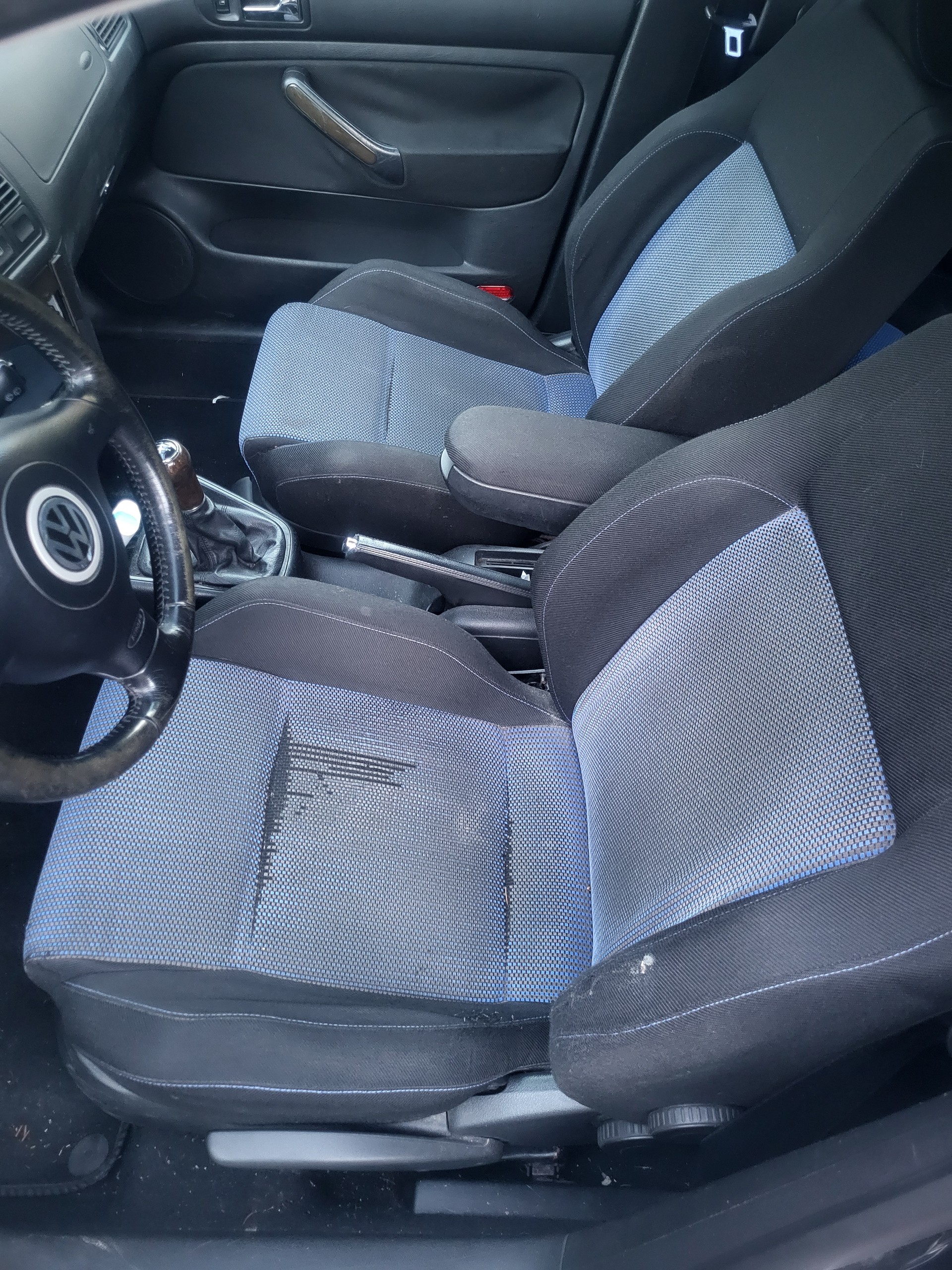 VW 1.8 20V Turbo 150 GTI-image-4