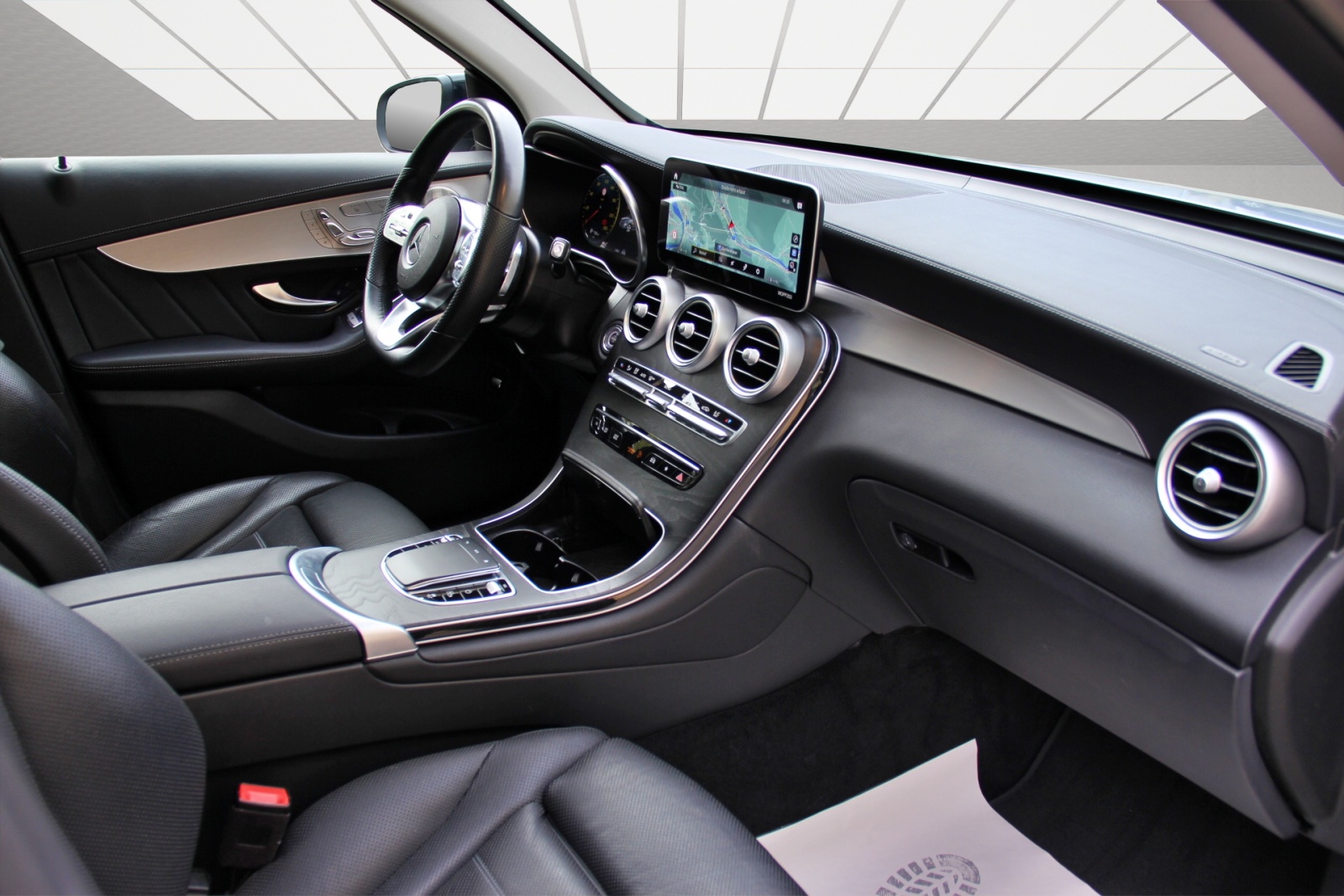 MERCEDES-BENZ GLC 400 d Off-Road 4Matic 9G-Tronic-image-12