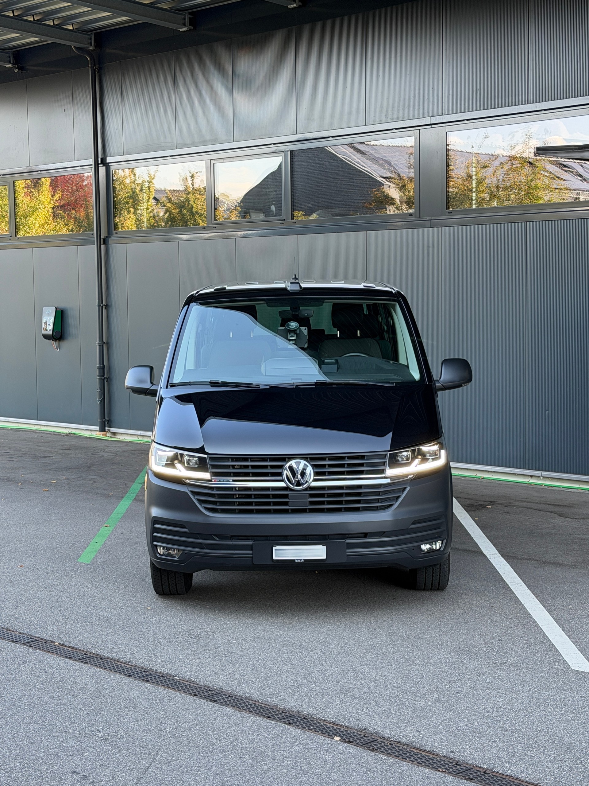VW T6.1 2.0 Bi-TDI DSG 4MOTION-image-2