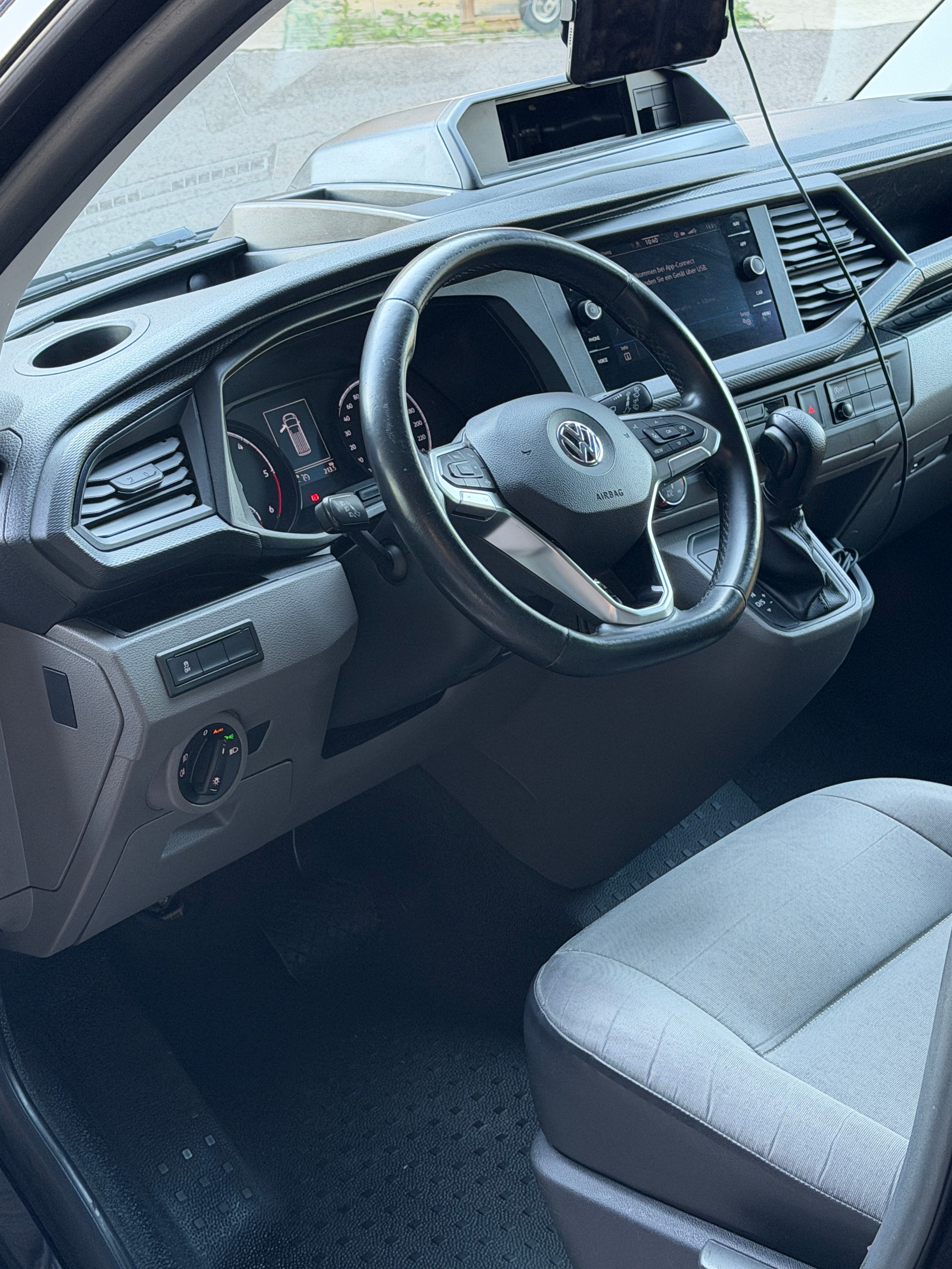 VW T6.1 2.0 Bi-TDI DSG 4MOTION-image-7