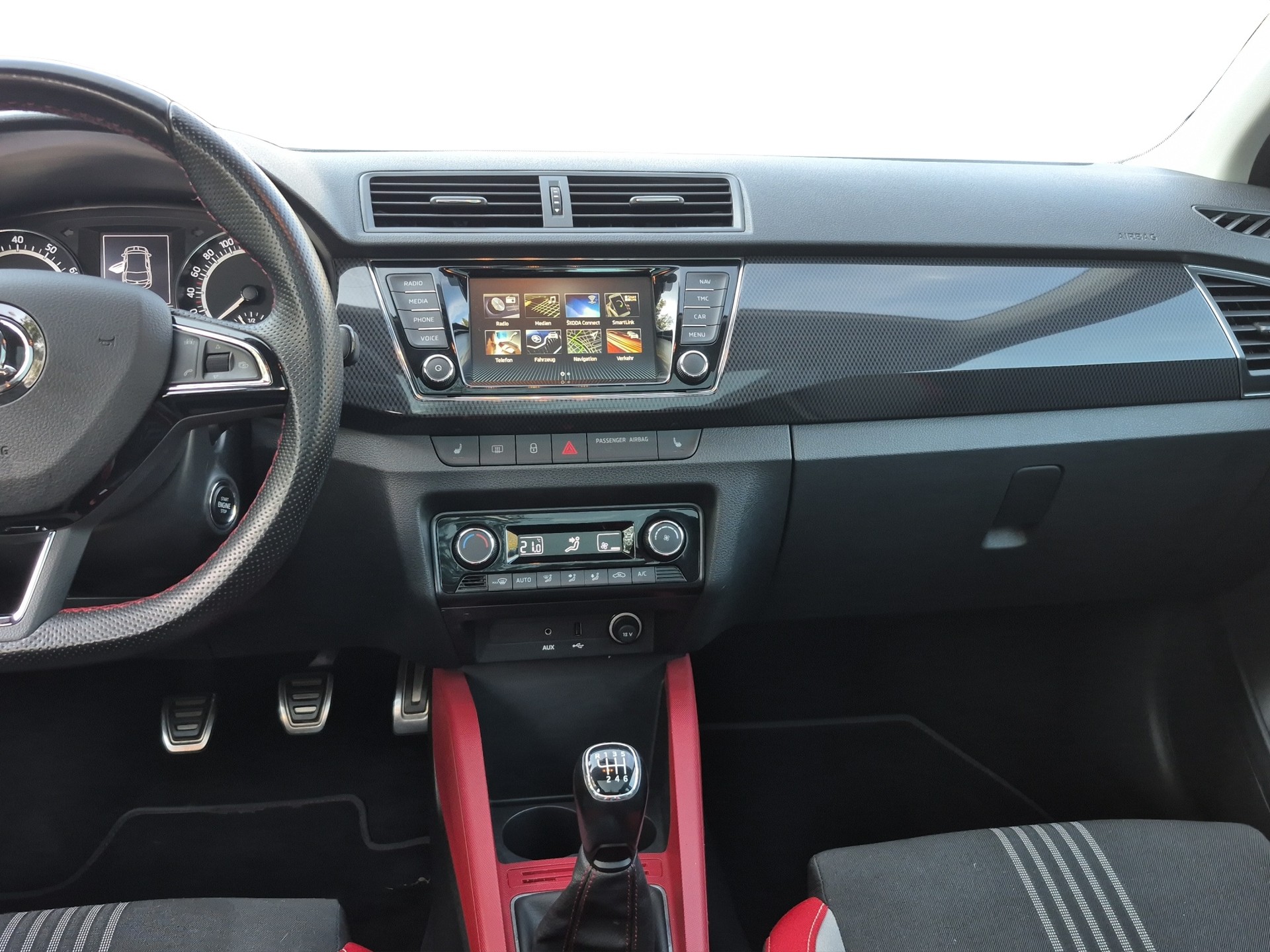 SKODA Fabia 1.0 TSI Monte Carlo *Carplay, Rückfahrkamera*-image-9