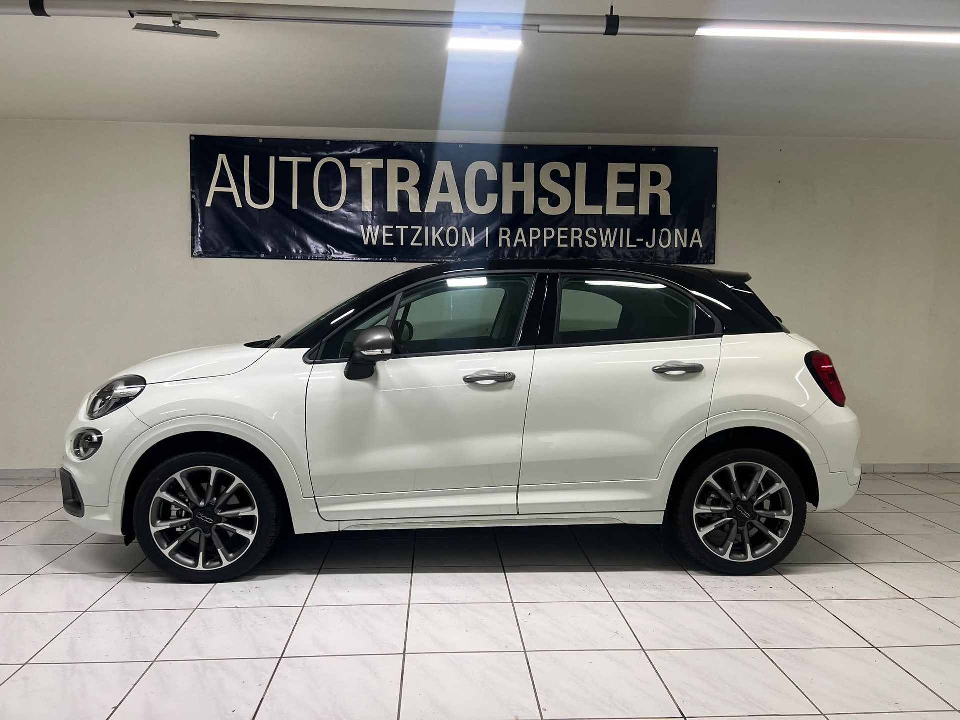 FIAT 500X 1.5 Hybrid Sport DCT-image-4