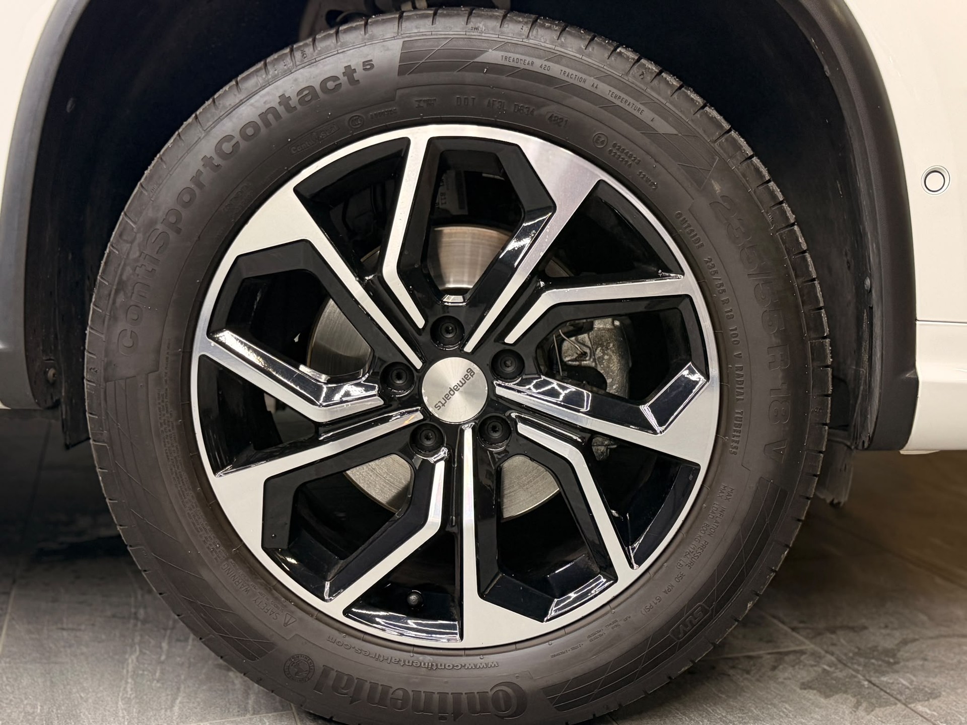VW Tiguan 1.4 TSI BlueMotion R-Line 4x2-image-13