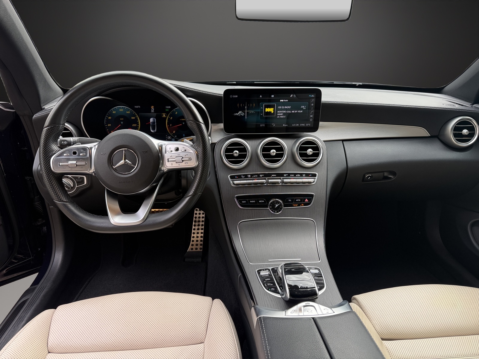MERCEDES-BENZ C 400 AMG Line Cabriolet 4Matic 9G-Tronic-image-12