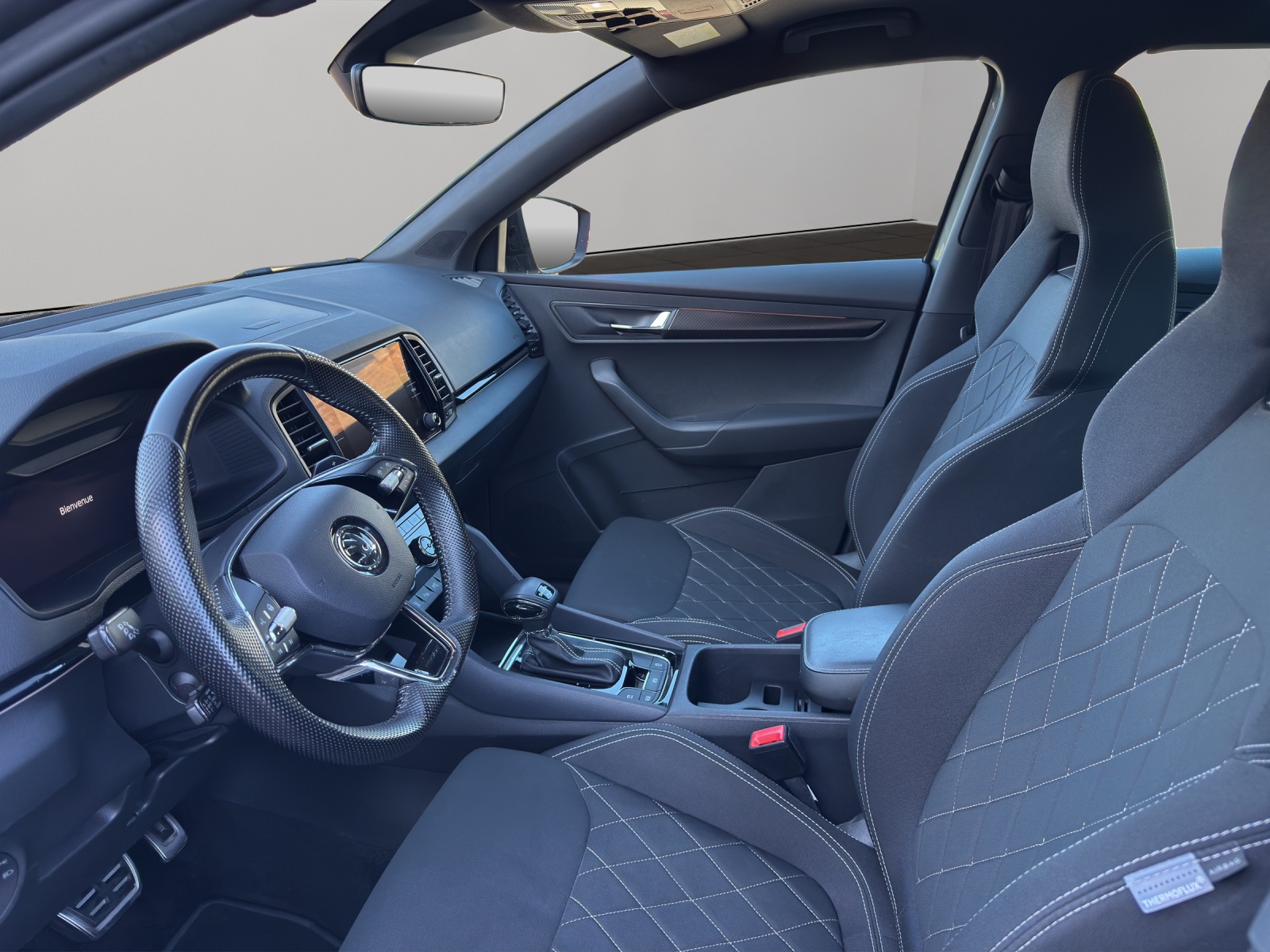 SKODA Karoq 2.0 TSI SportLine 4x4 DSG-image-8