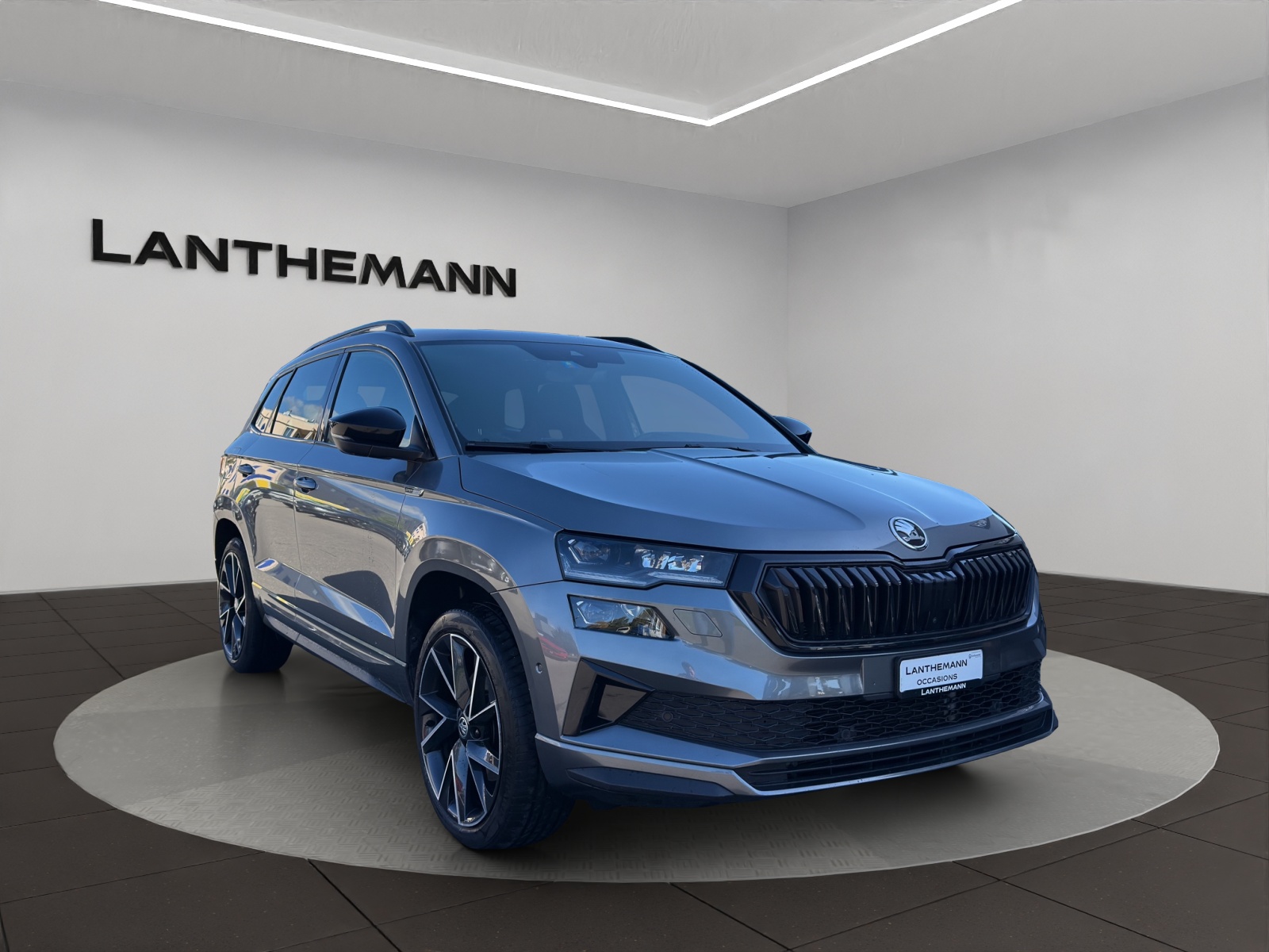 SKODA Karoq 2.0 TSI SportLine 4x4 DSG-image-5