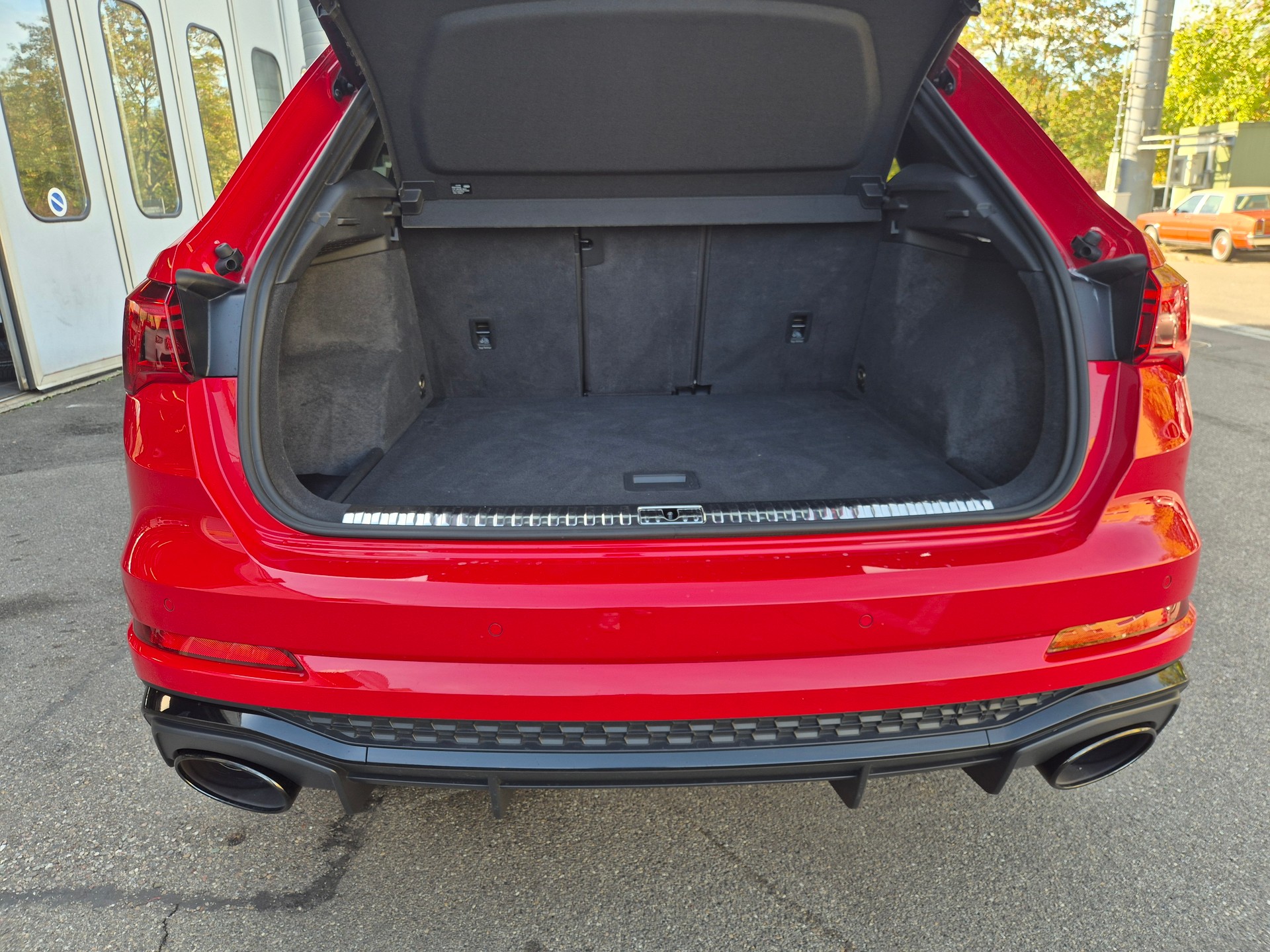 AUDI RS Q3 2.5 TFSI quattro S tronic-image-25
