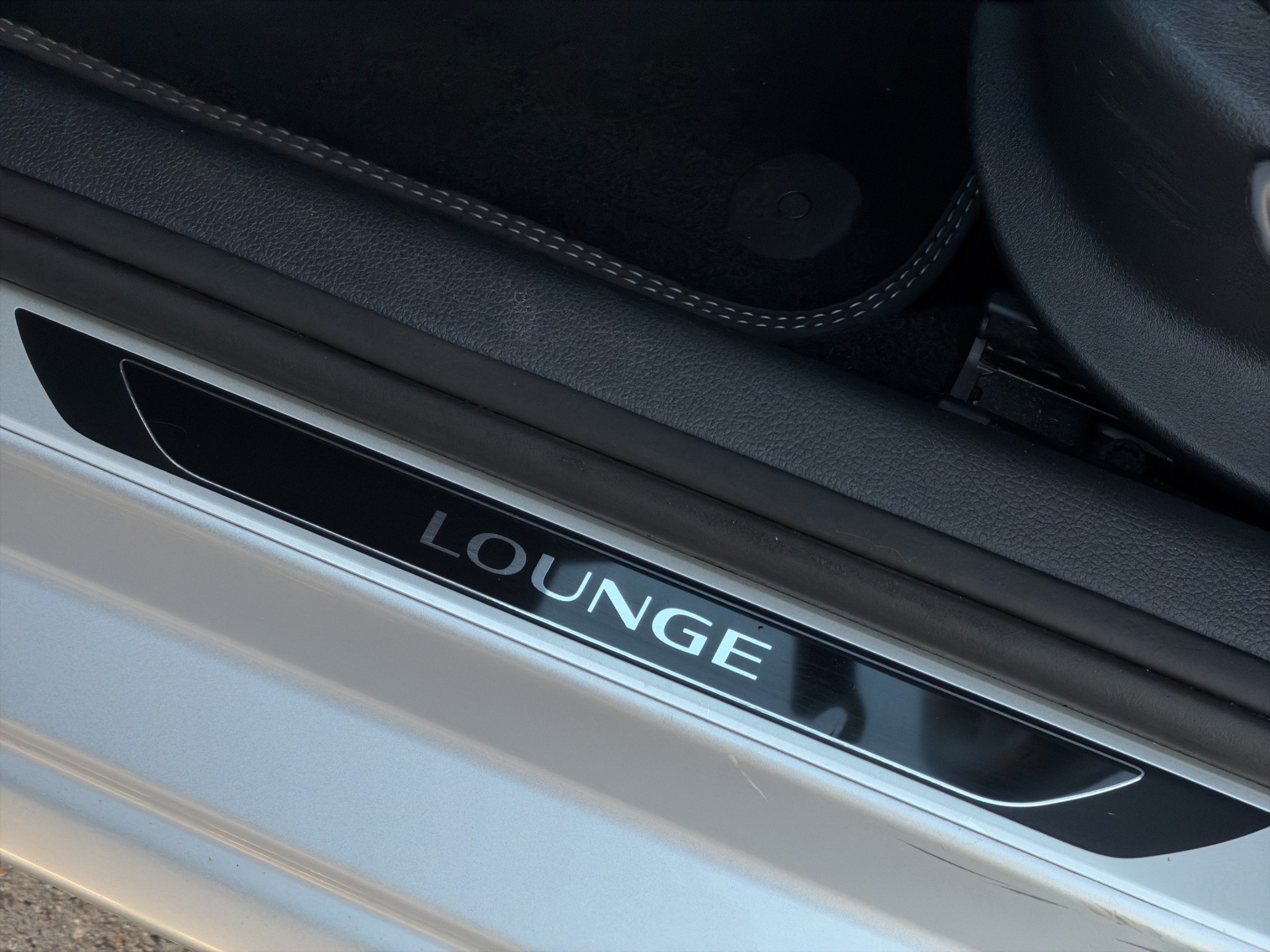 VW Polo 1.2 TSI 90 BlueMT Lounge DSG-image-18
