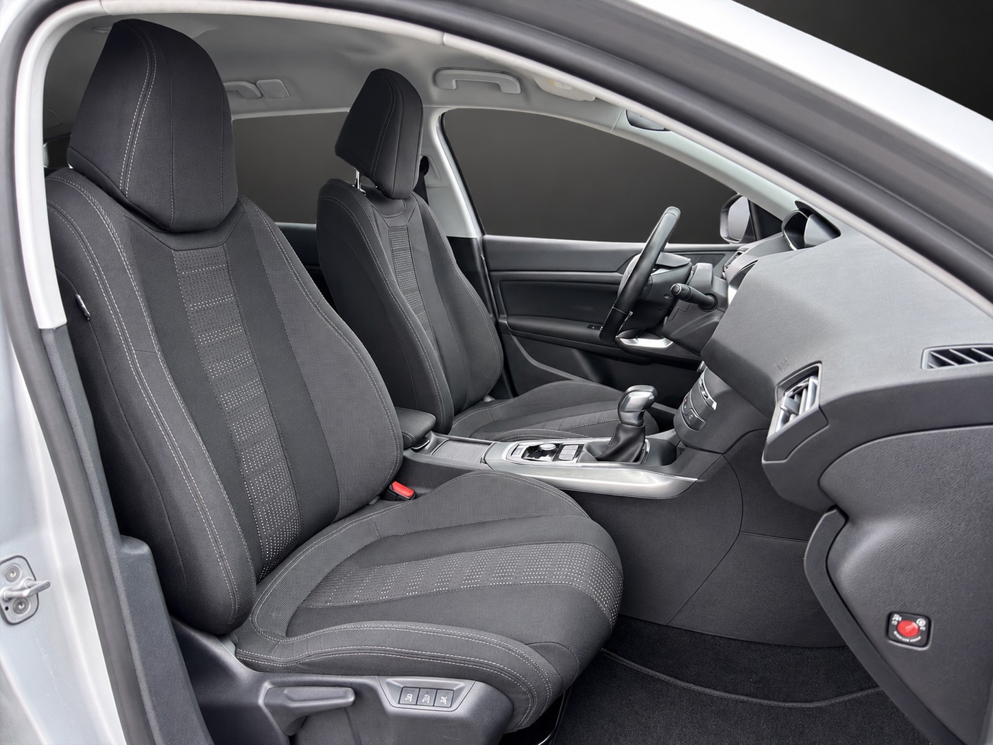 PEUGEOT 308 SW 1.2 THP Allure Automatic mit 131 PS-image-7