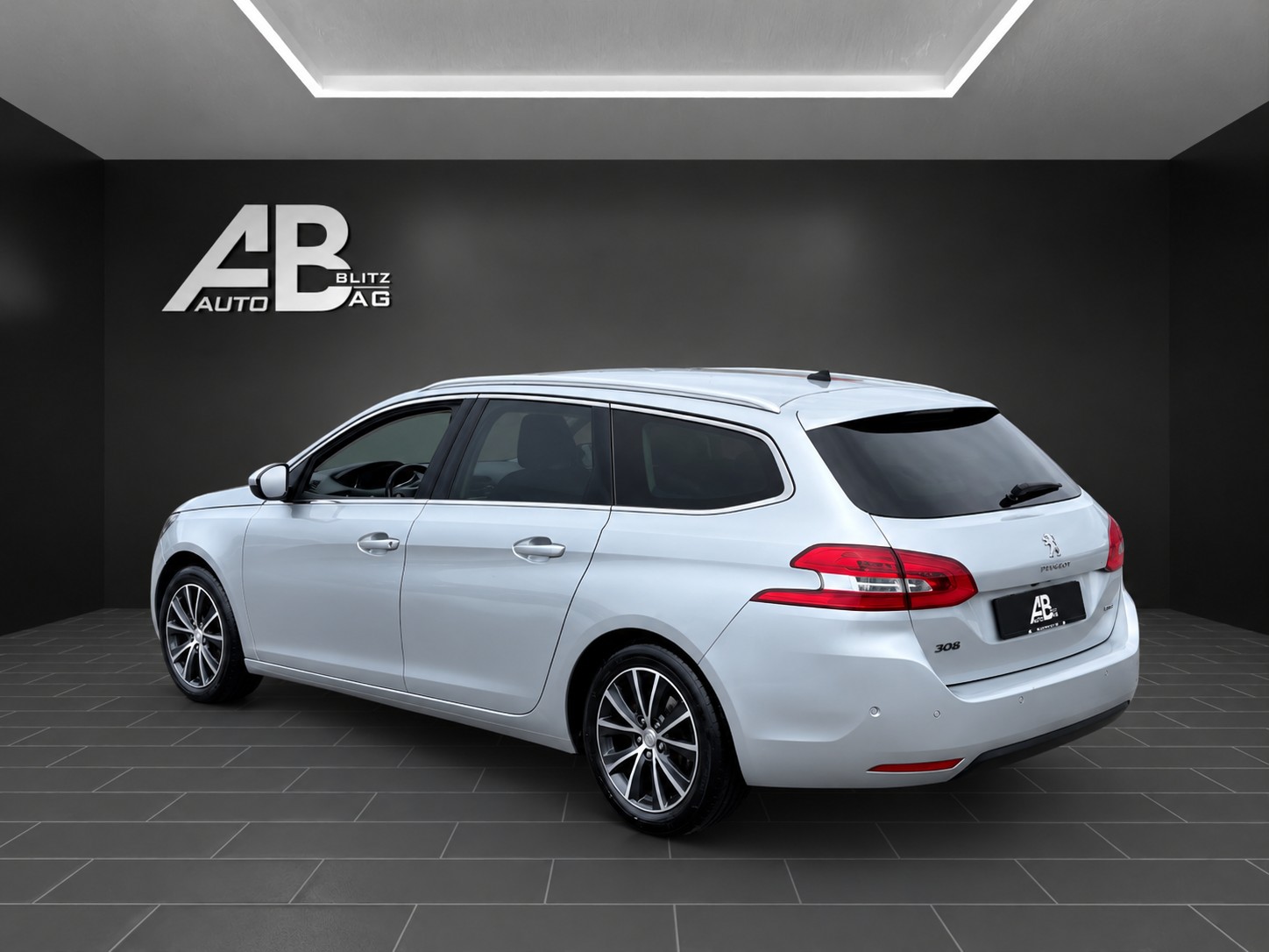 PEUGEOT 308 SW 1.2 THP Allure Automatic mit 131 PS-showroom-element-2