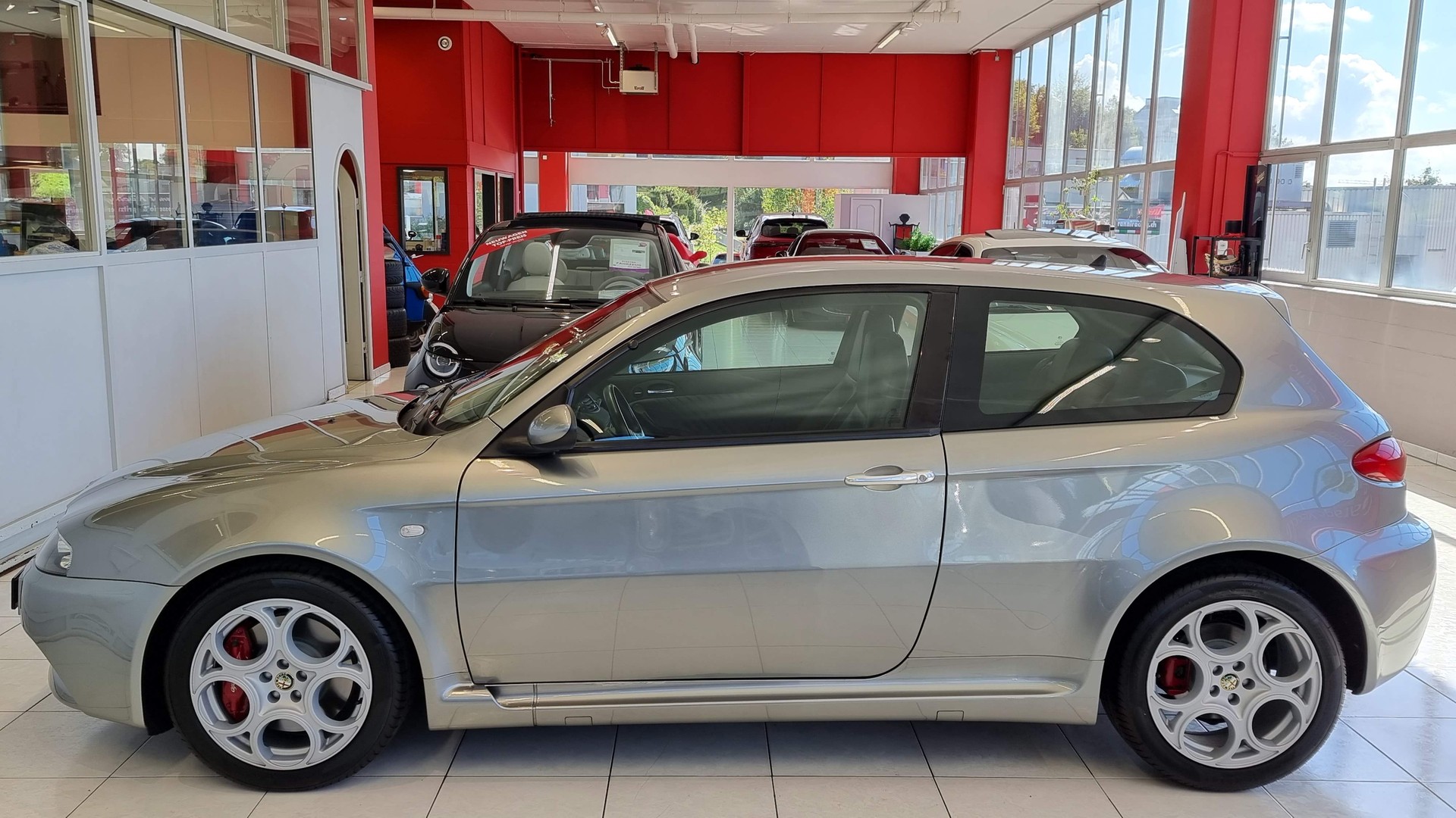 ALFA ROMEO 147 3.2 GTA-image-2