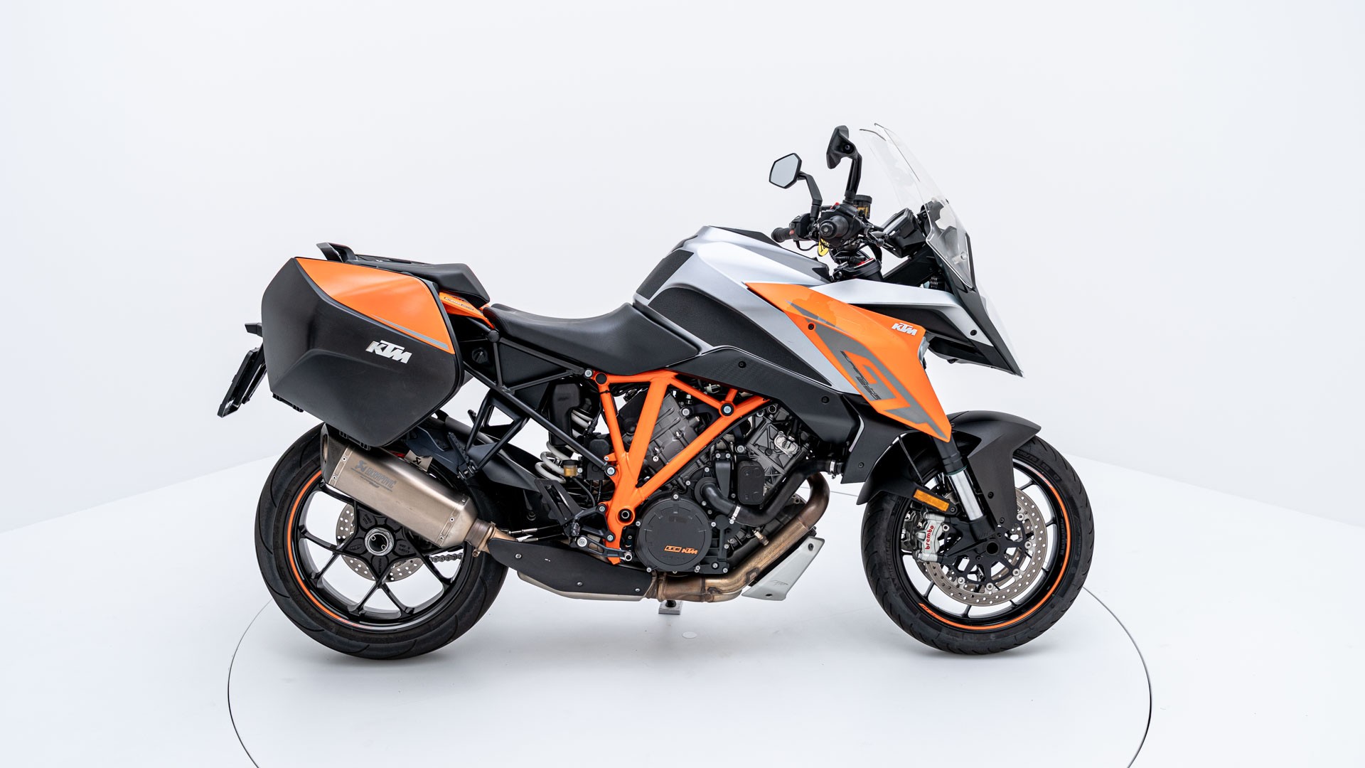 KTM 1290 Super Duke GT