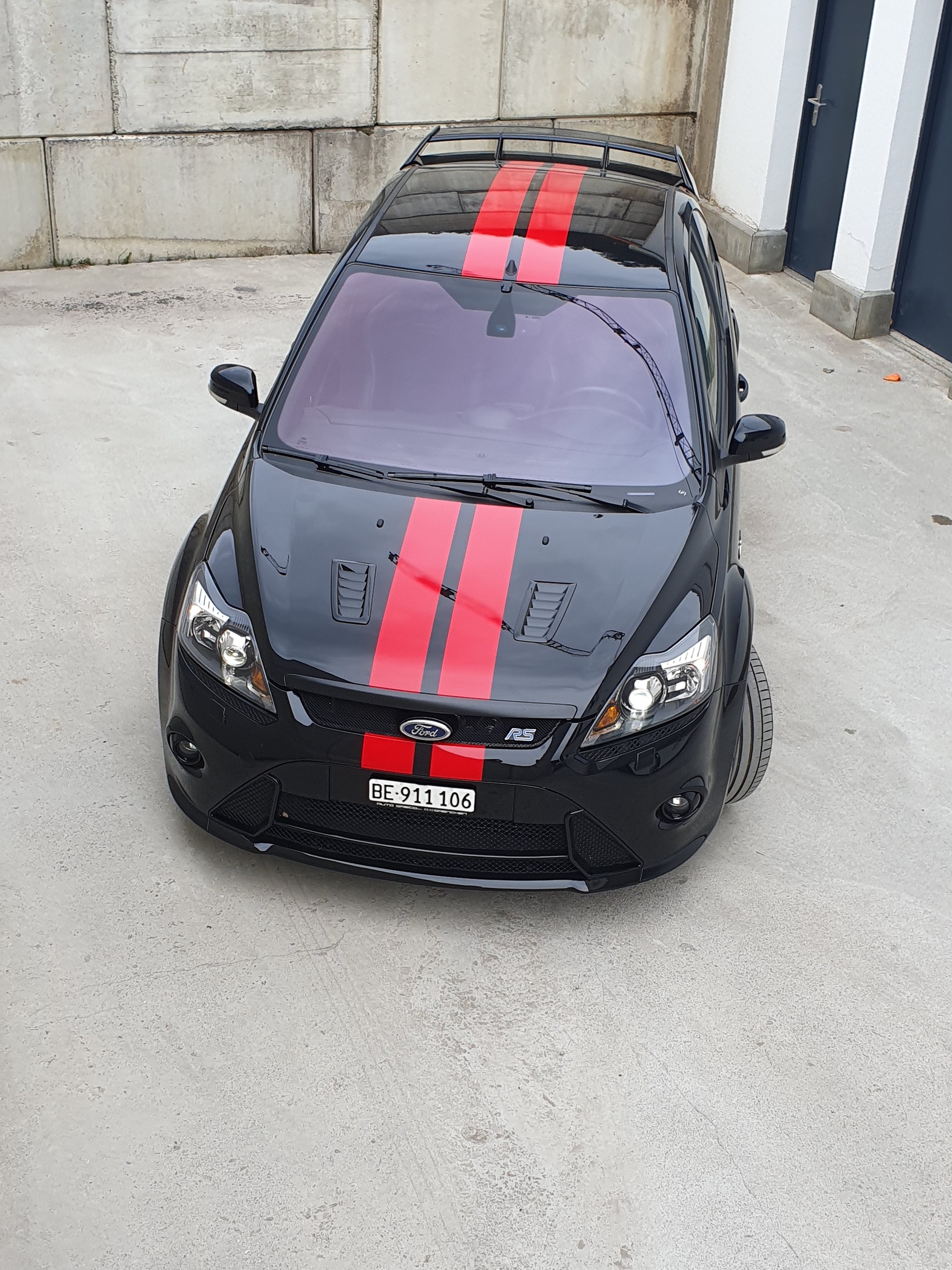 FORD Focus 2.5 Turbo RS500-image-1