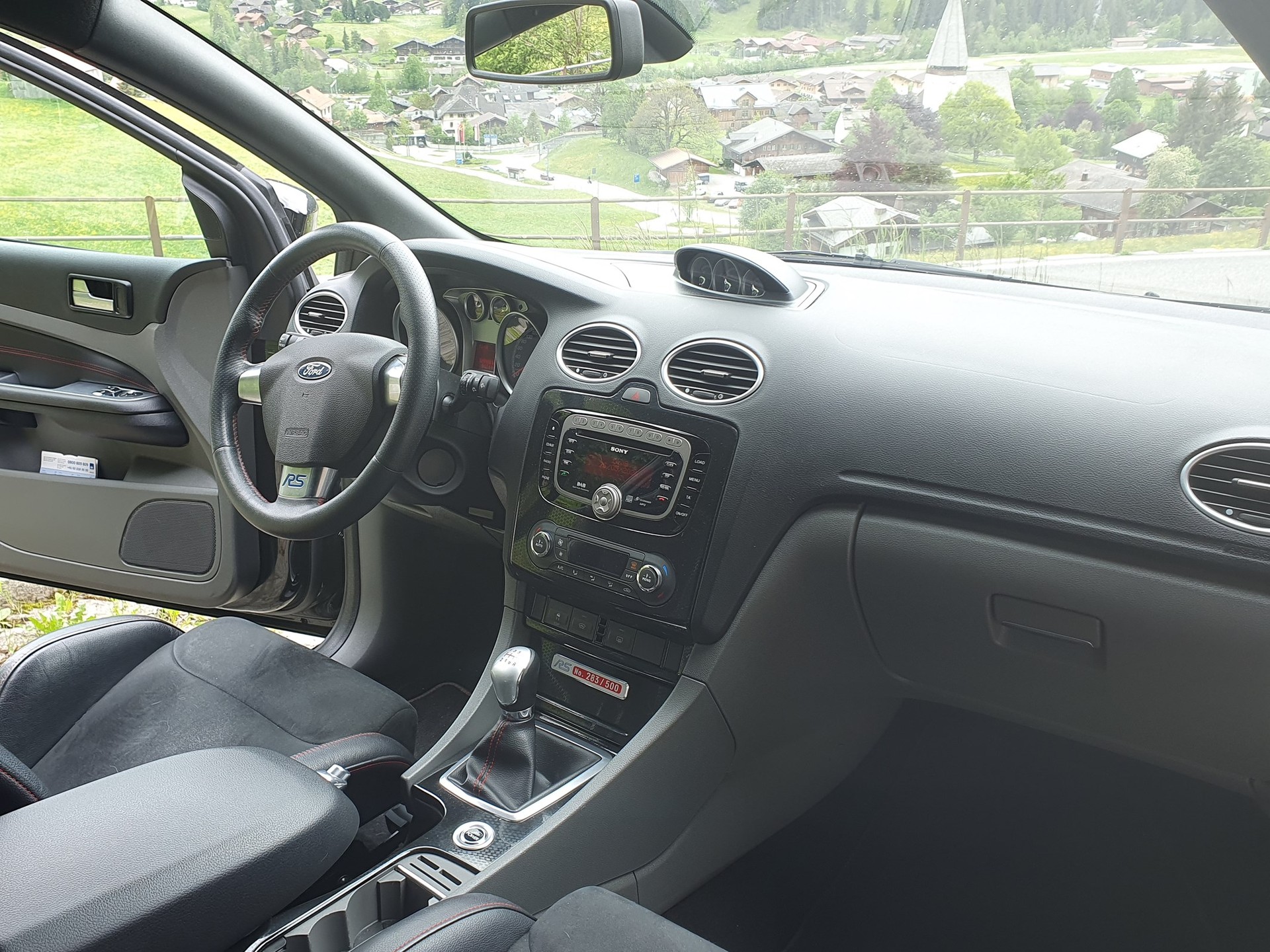 FORD Focus 2.5 Turbo RS500-image-3