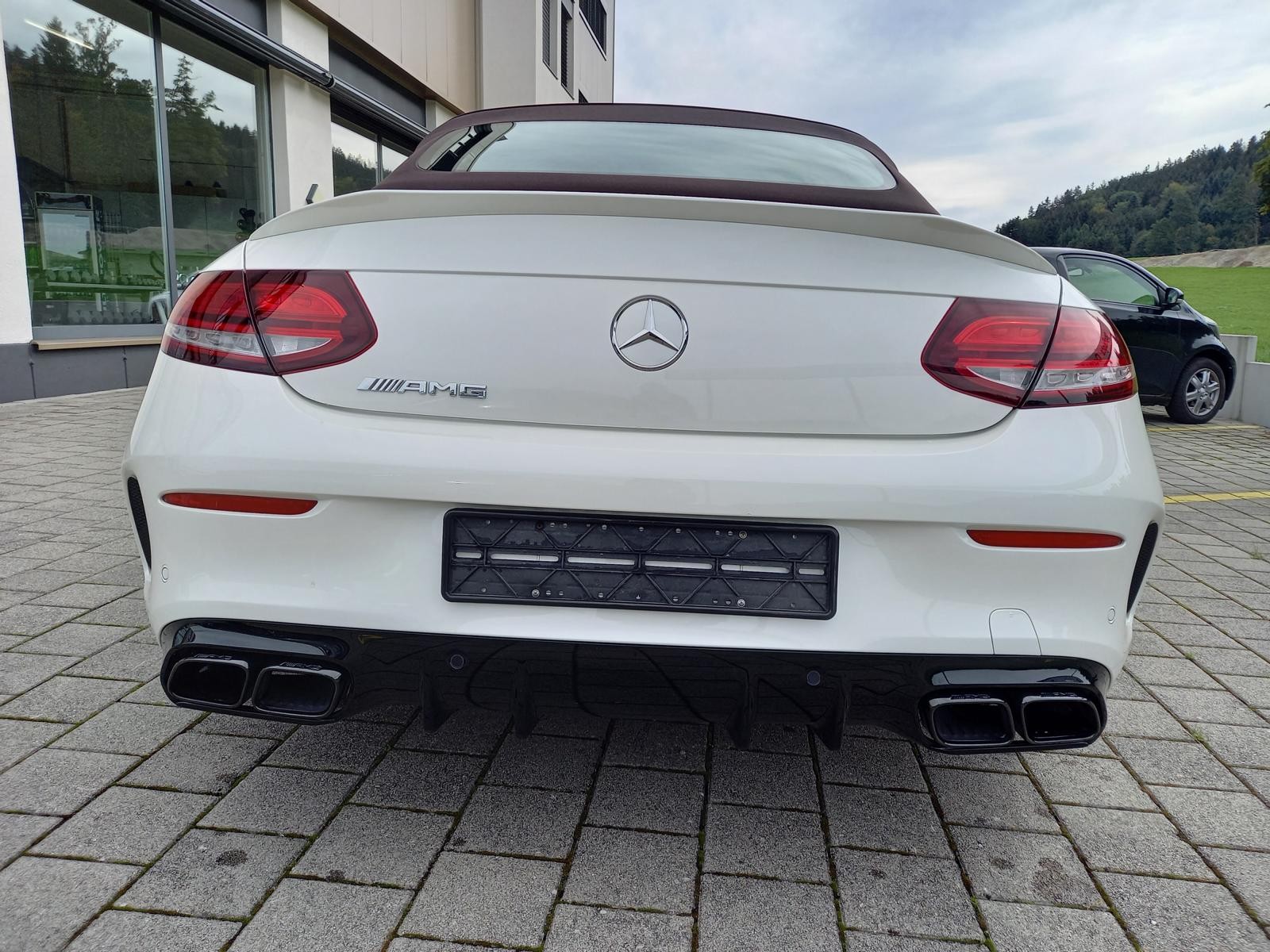 MERCEDES-BENZ C 63 AMG 9G-tronic-image-6
