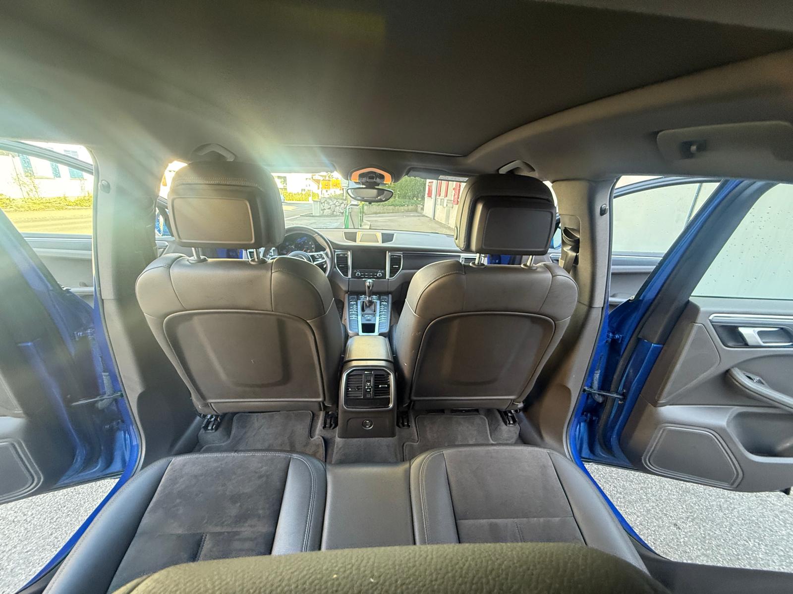 PORSCHE Macan PDK-image-13