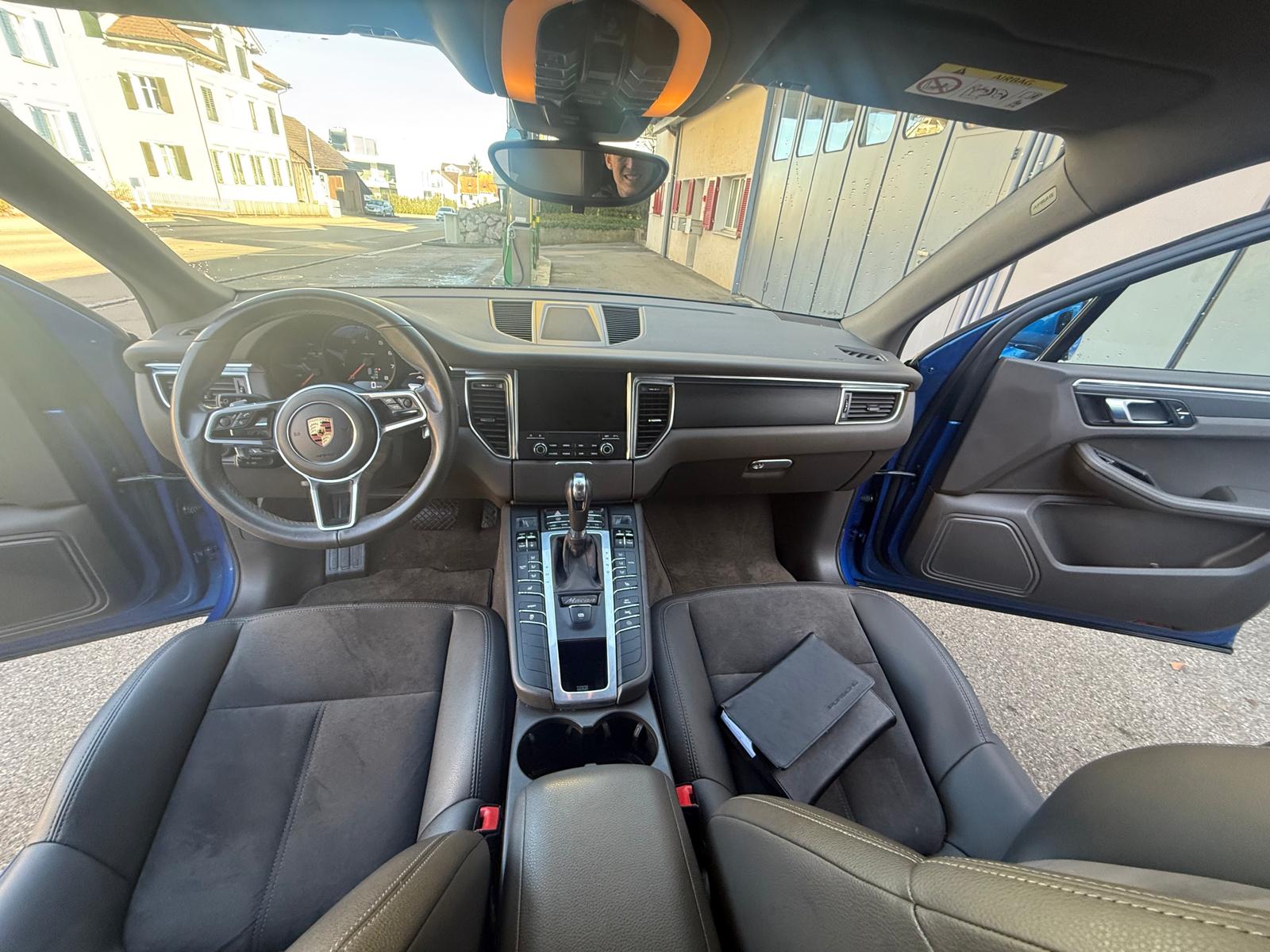 PORSCHE Macan PDK-image-9