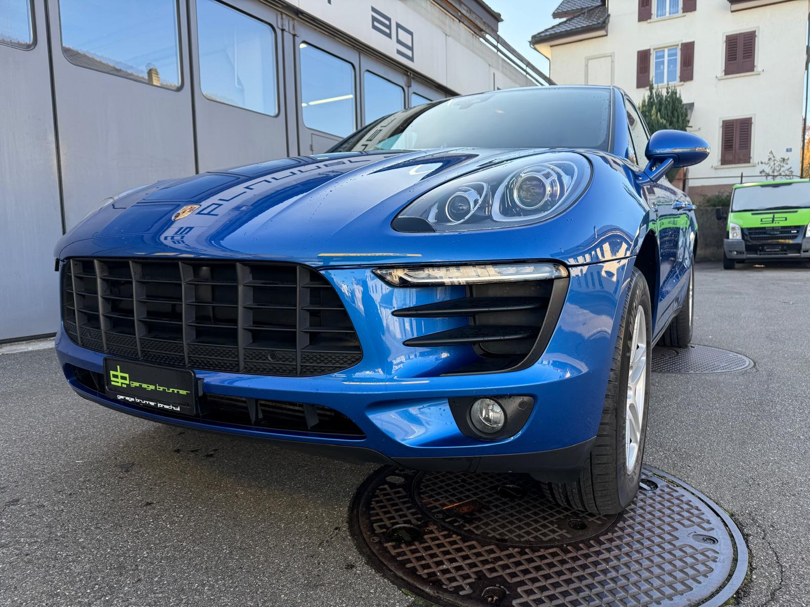 PORSCHE Macan PDK-image-1