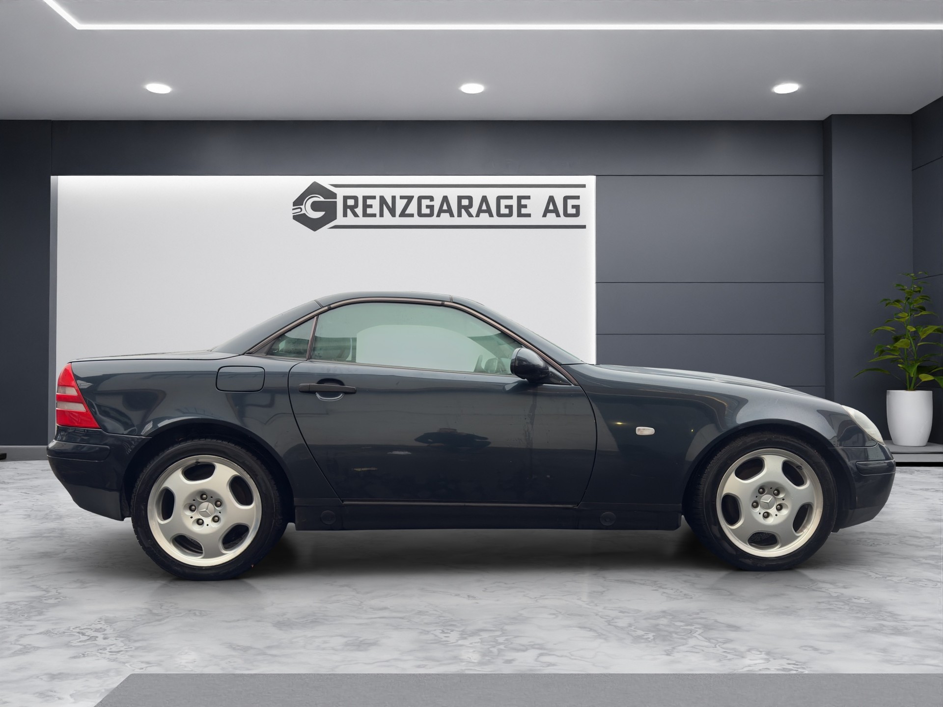 MERCEDES-BENZ SLK 200-image-4