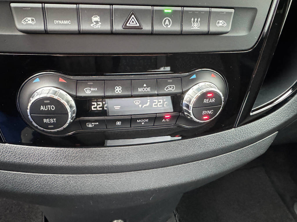 MERCEDES-BENZ Vito 124 CDI Tourer Select lang-image-10