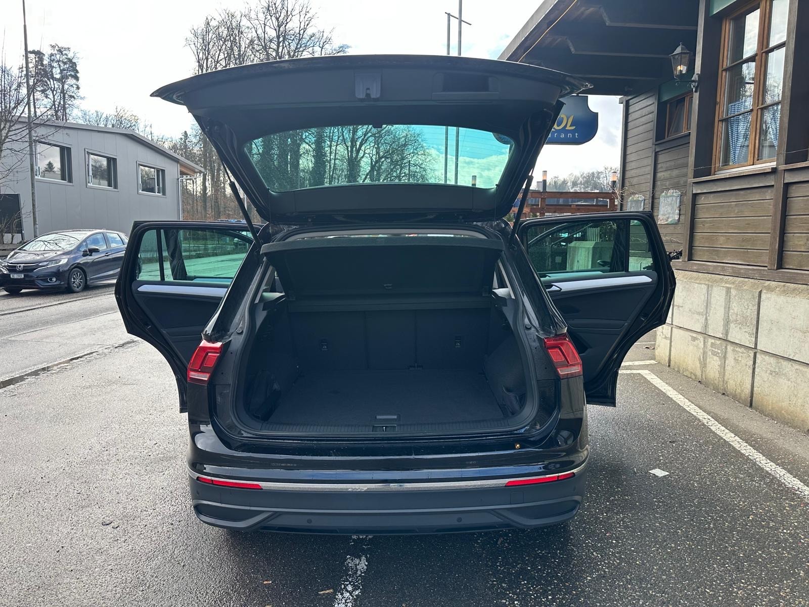 VW Tiguan 1.5TSI Evo Starter-image-6