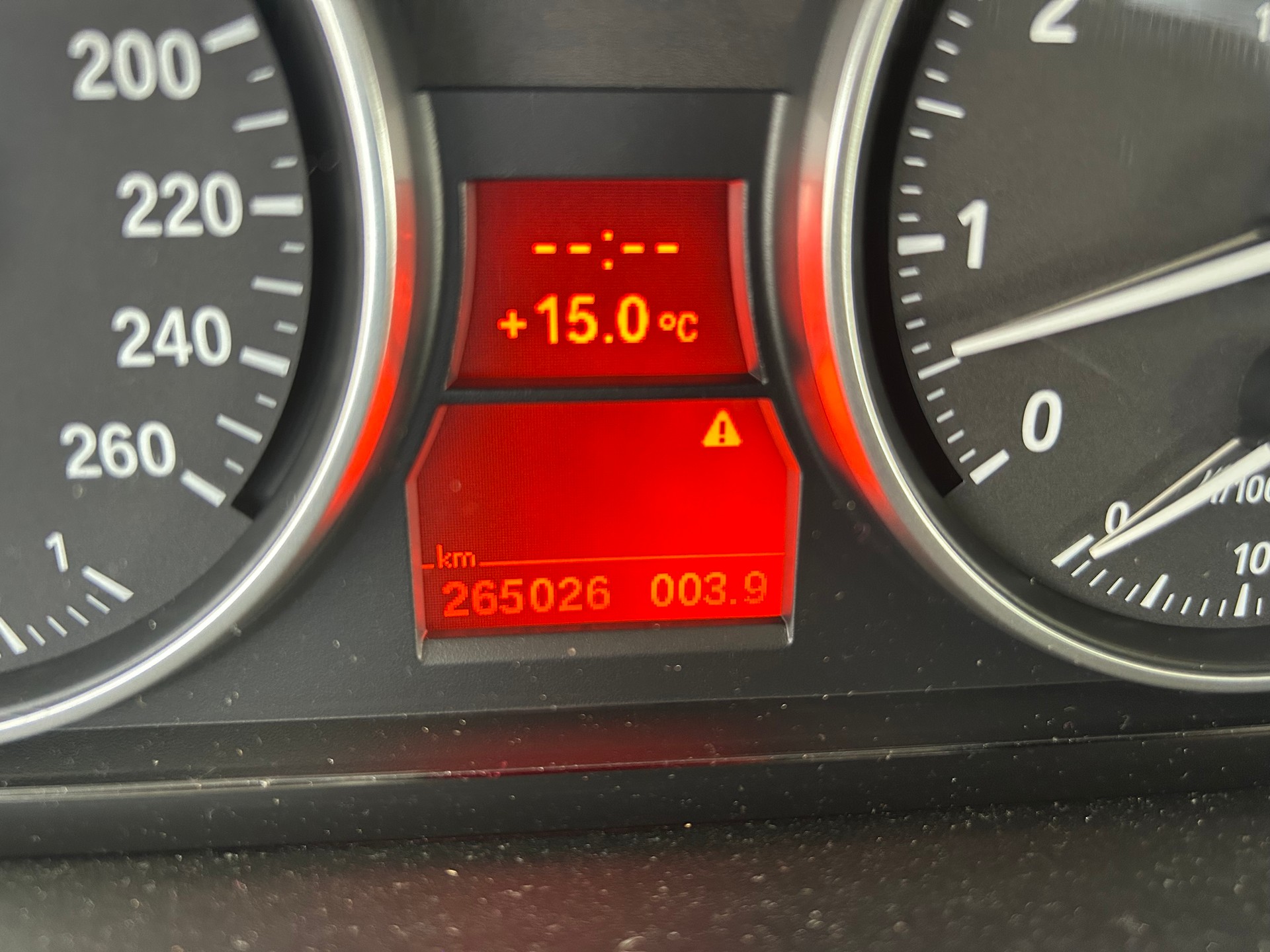 BMW 325i x-Drive-image-13