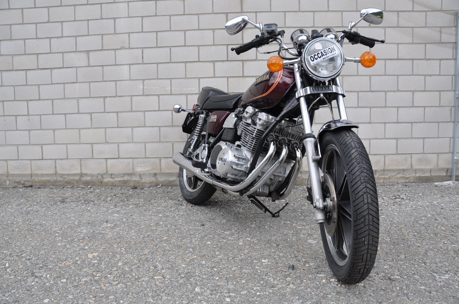 YAMAHA XS 750 SE-showroom-element-3