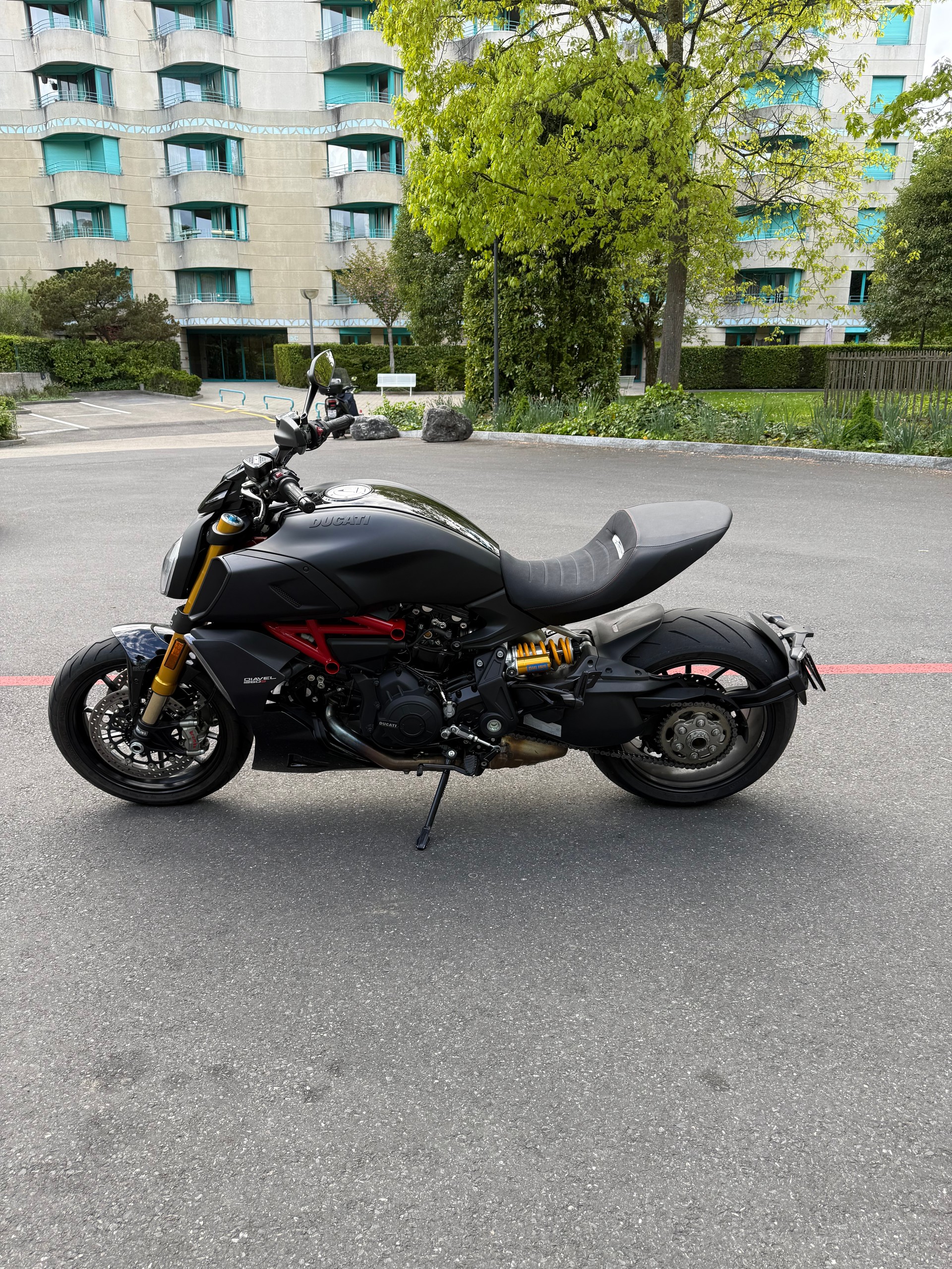 DUCATI Diavel 1260 S-image-2