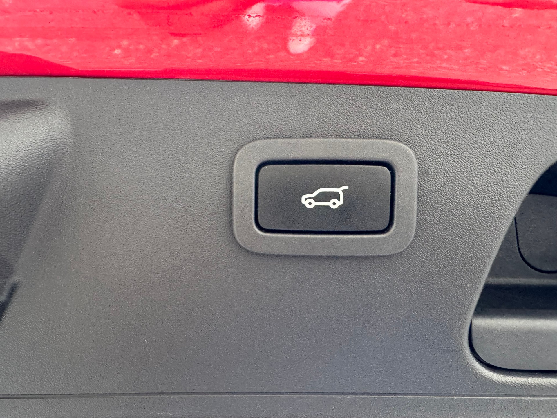 JAGUAR E-Pace 2.0d D180 R-Dynamic HSE AWD Automatik-image-14