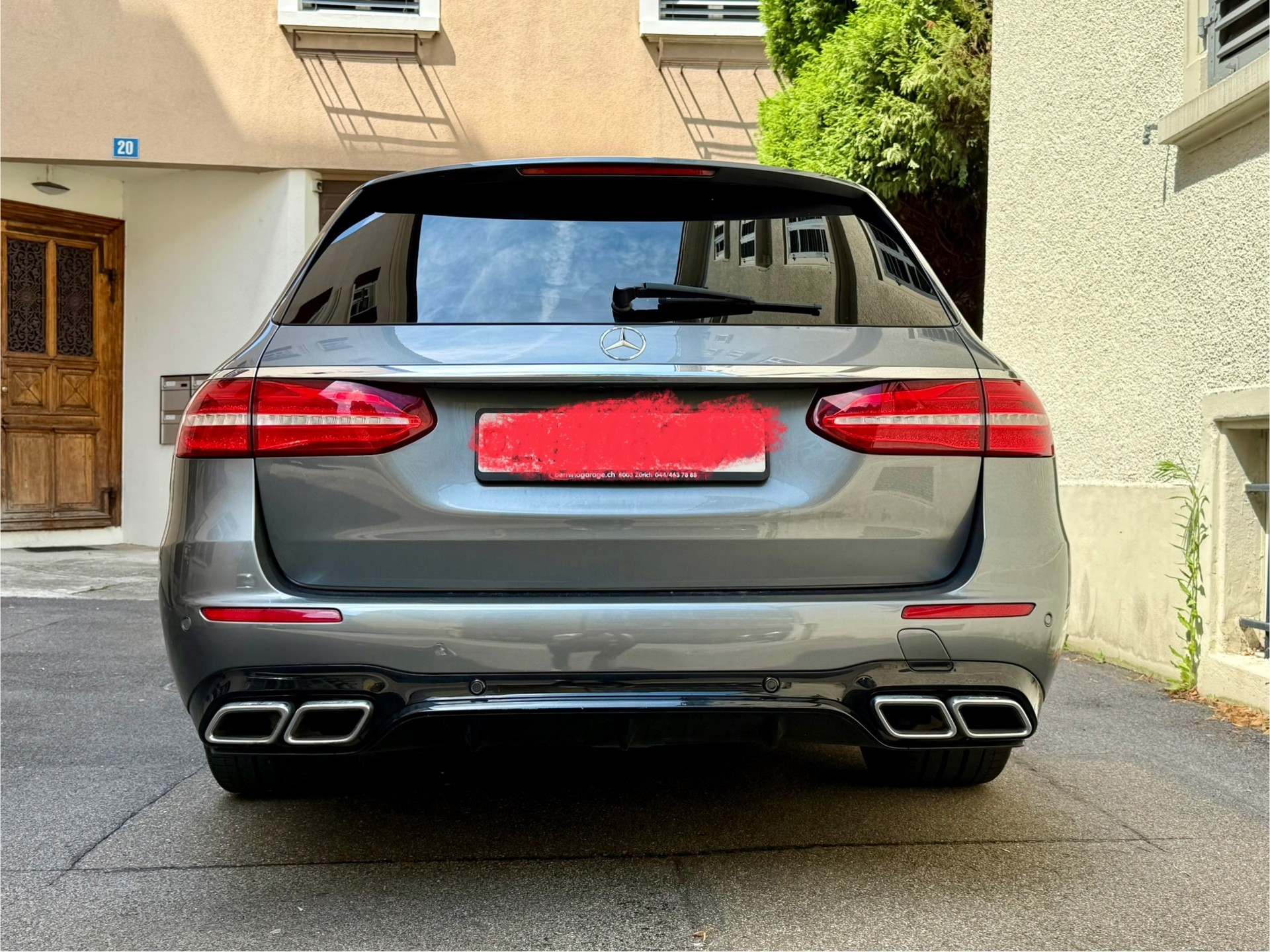 MERCEDES-BENZ E 63 AMG 4 Matic 9G-Tronic-image-2