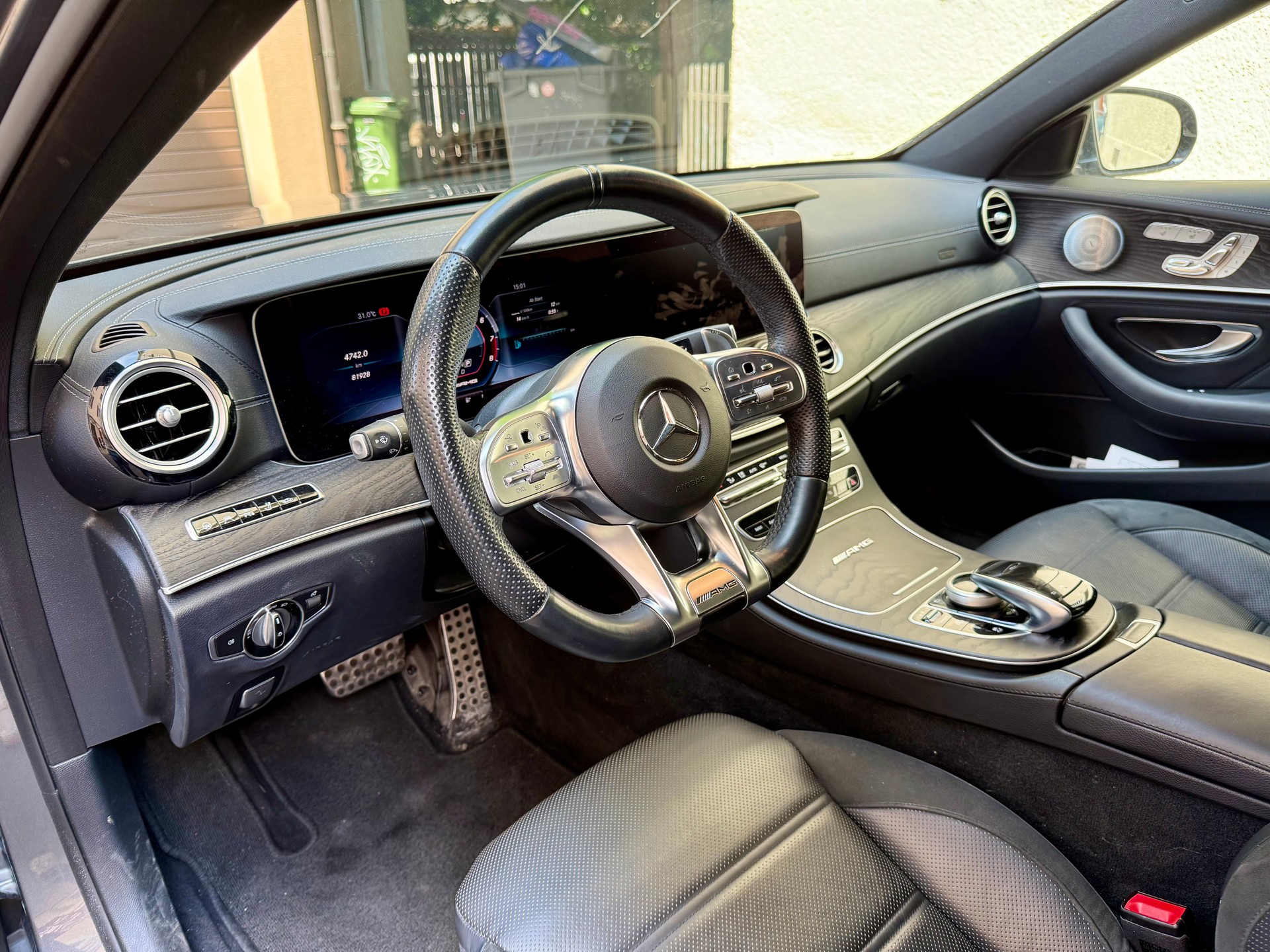 MERCEDES-BENZ E 63 AMG 4 Matic 9G-Tronic-image-4