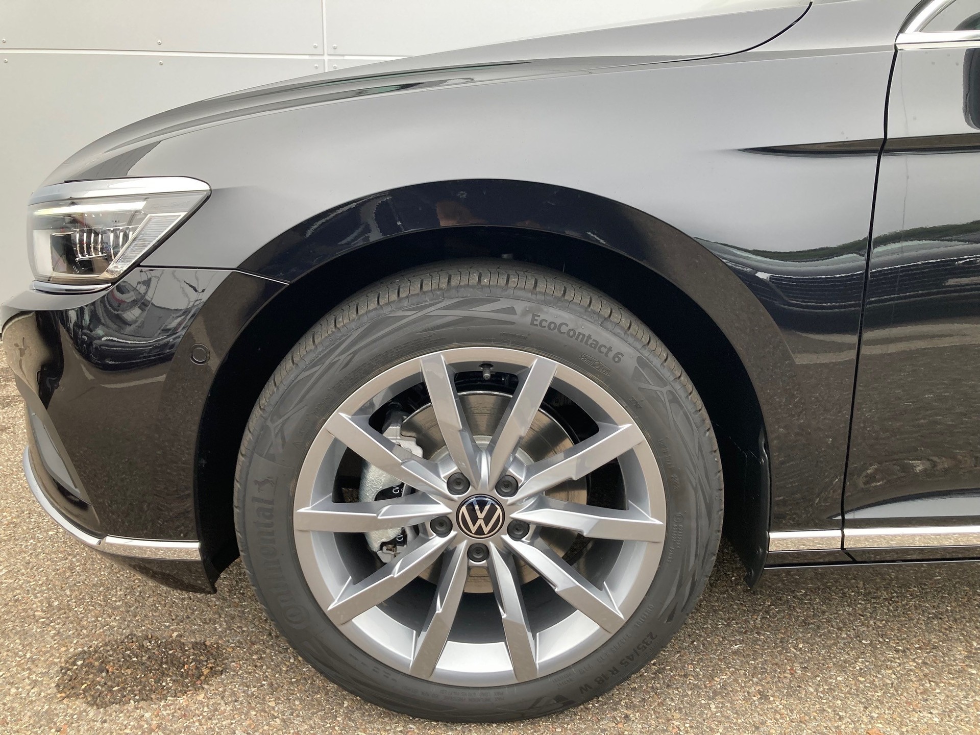 VW Elegance-image-6