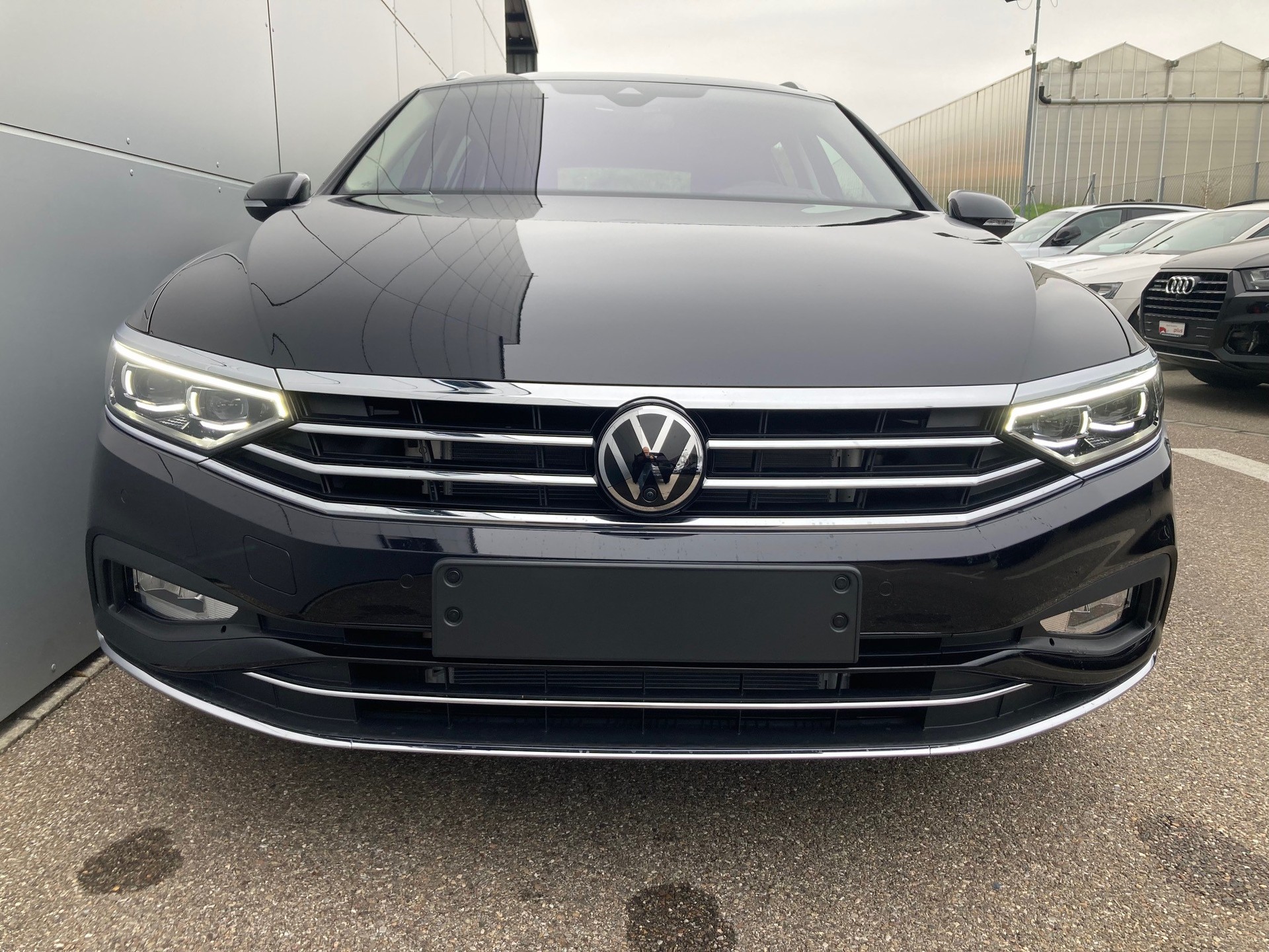 VW Elegance-image-2