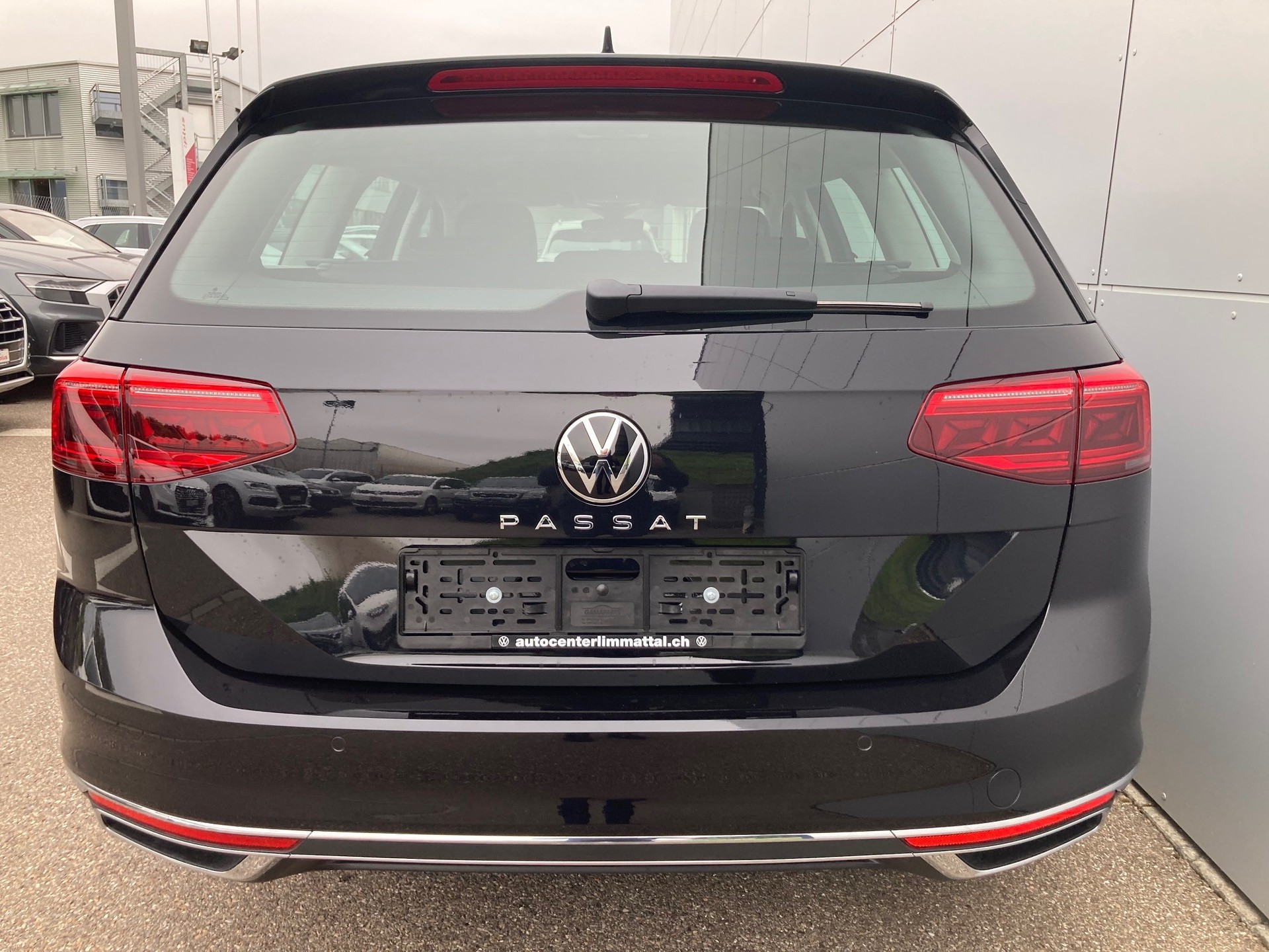 VW Elegance-image-4